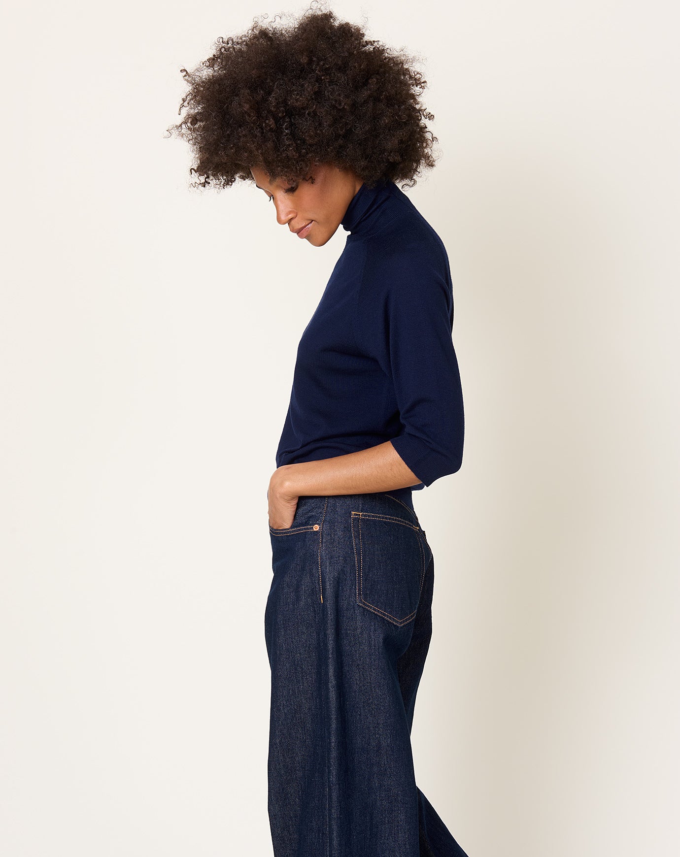 6397 Elbow Sleeve Turtle in Navy