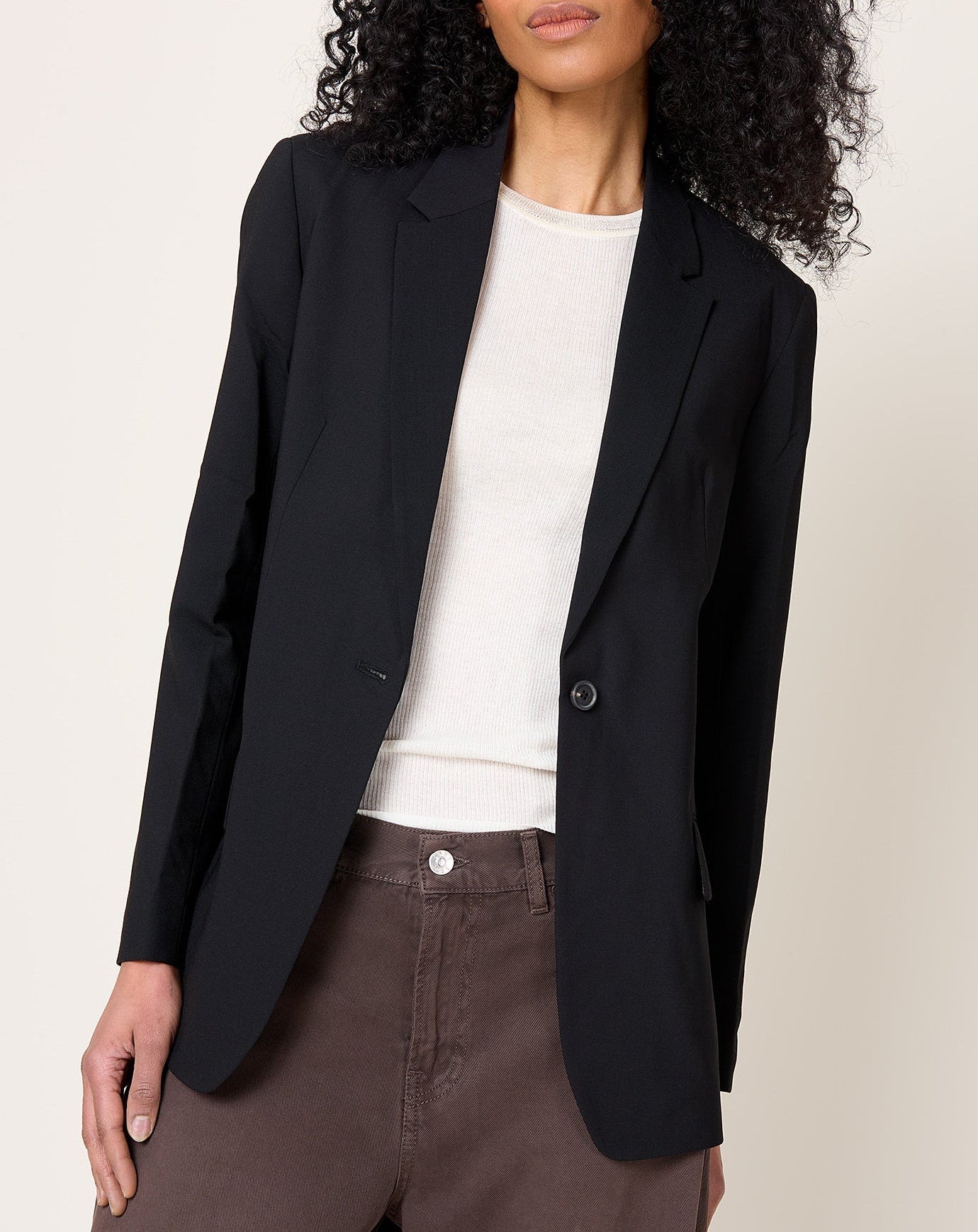 6397 New Classic Blazer in Black