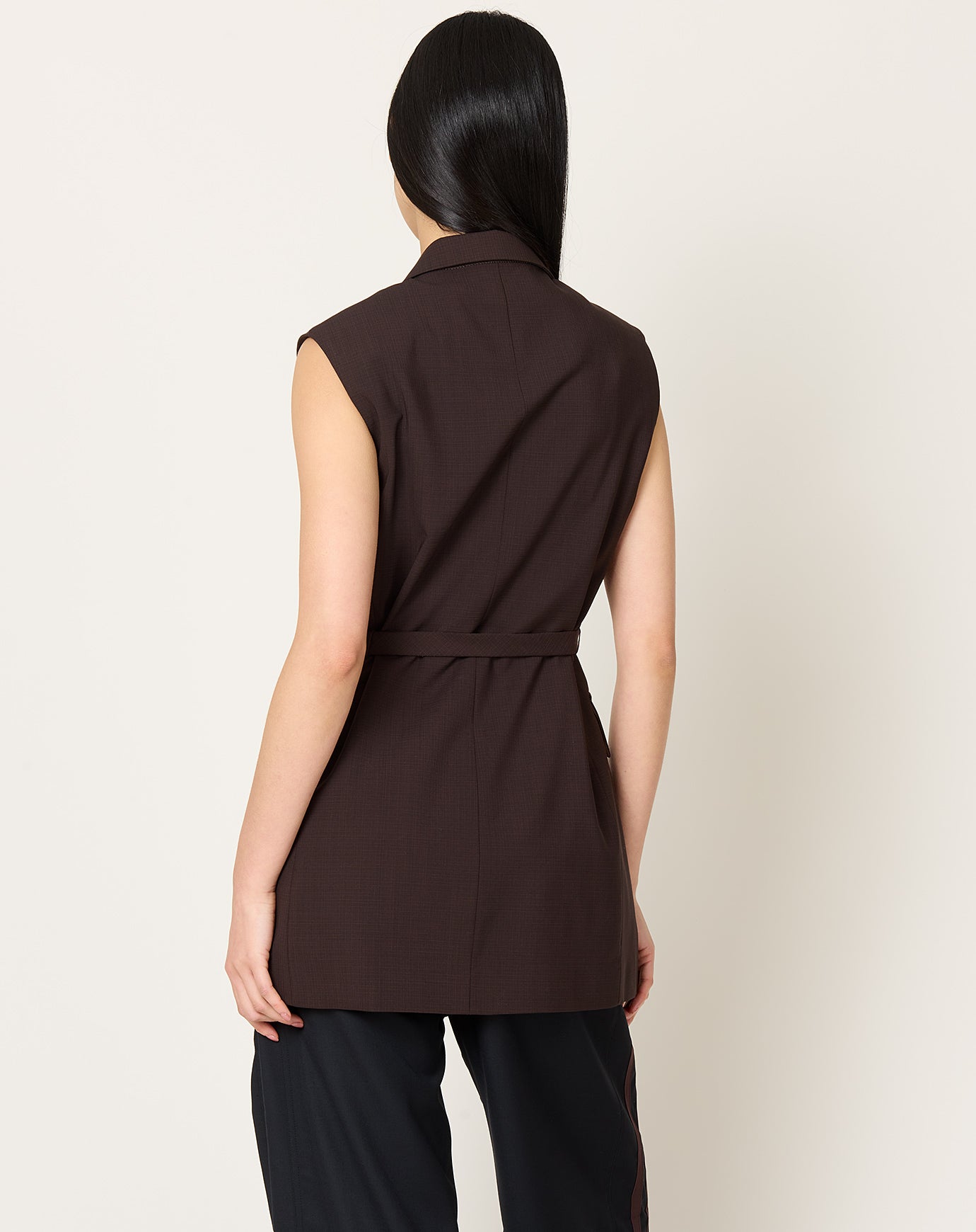 6397 Sleeveless Blazer in Brown