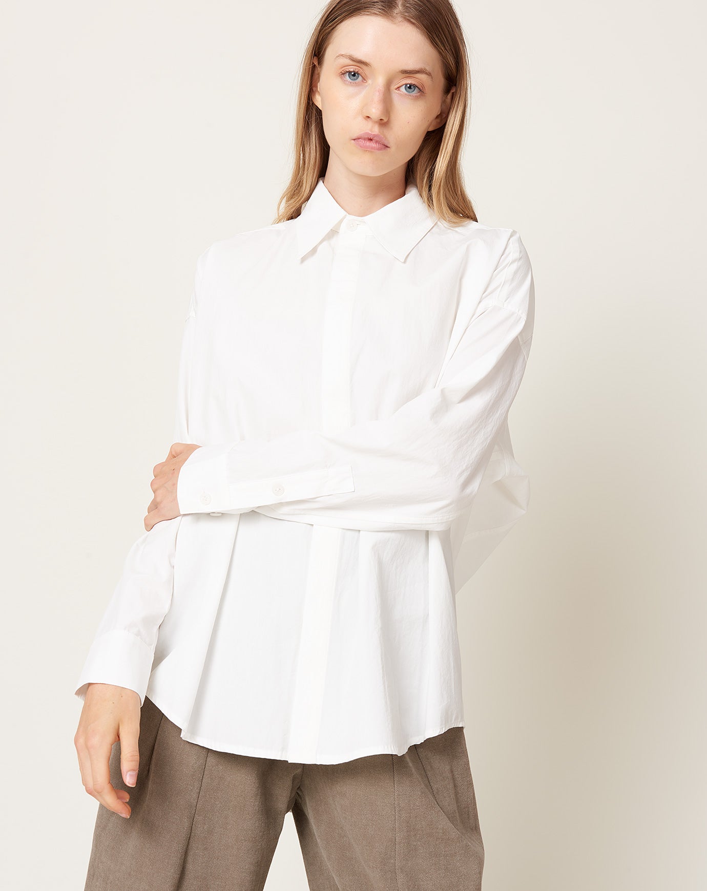 7115 by Szeki Cocoon Dress Shirt in White