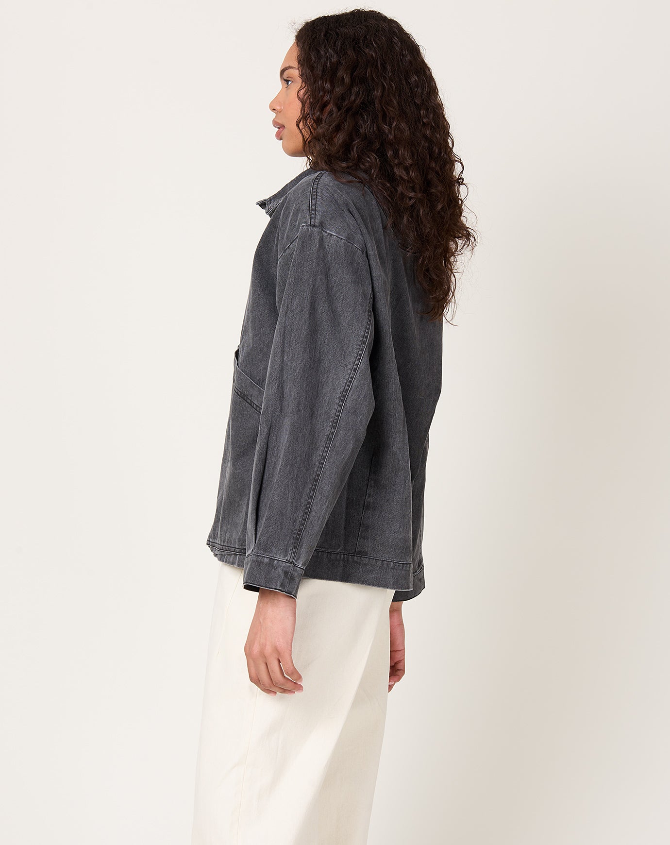 7115 by Szeki Signature Panel Pockets Jacket in Washed Black