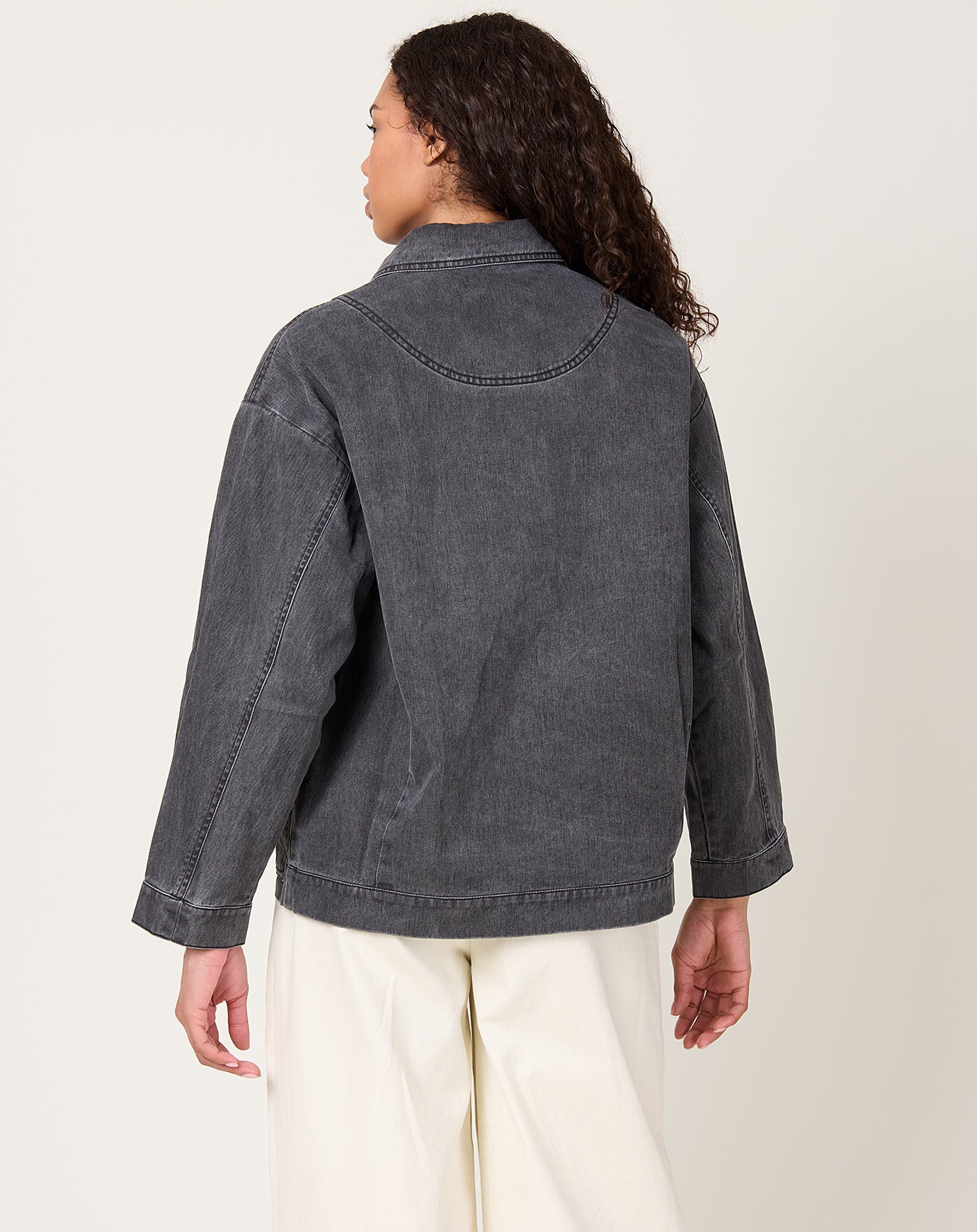 7115 by Szeki Signature Panel Pockets Jacket in Washed Black