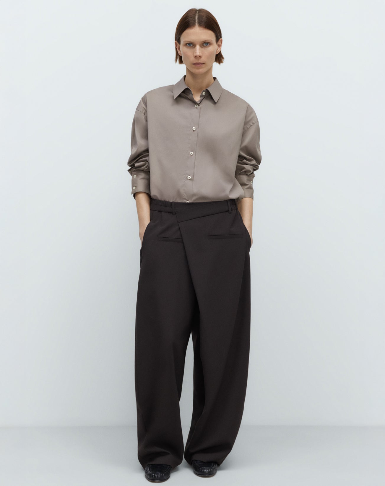 Cordera Tailoring Crossover Pants in Dark Brown