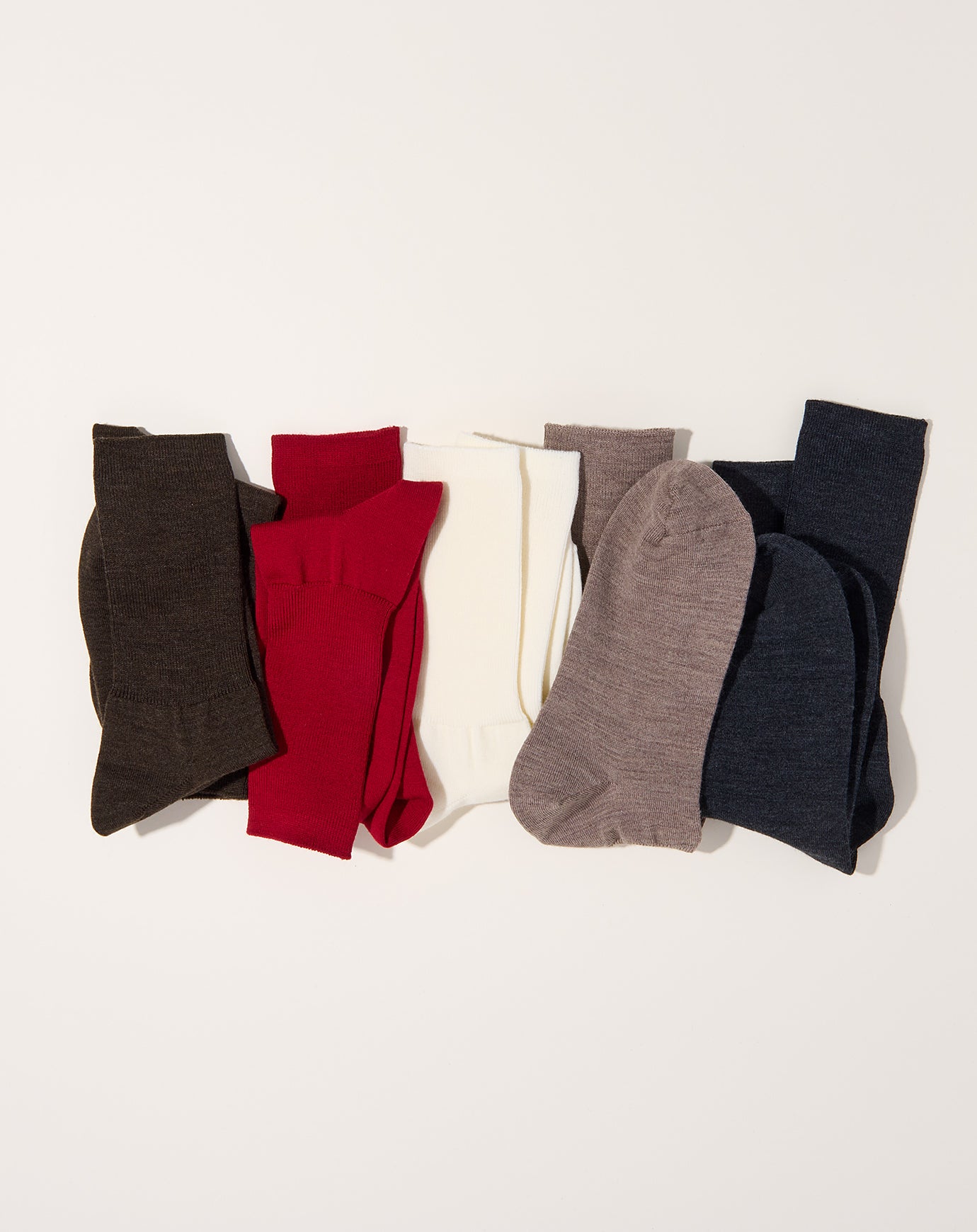 Nishiguchi Kutsushita Hakne Merino Wool Ribbed Socks
