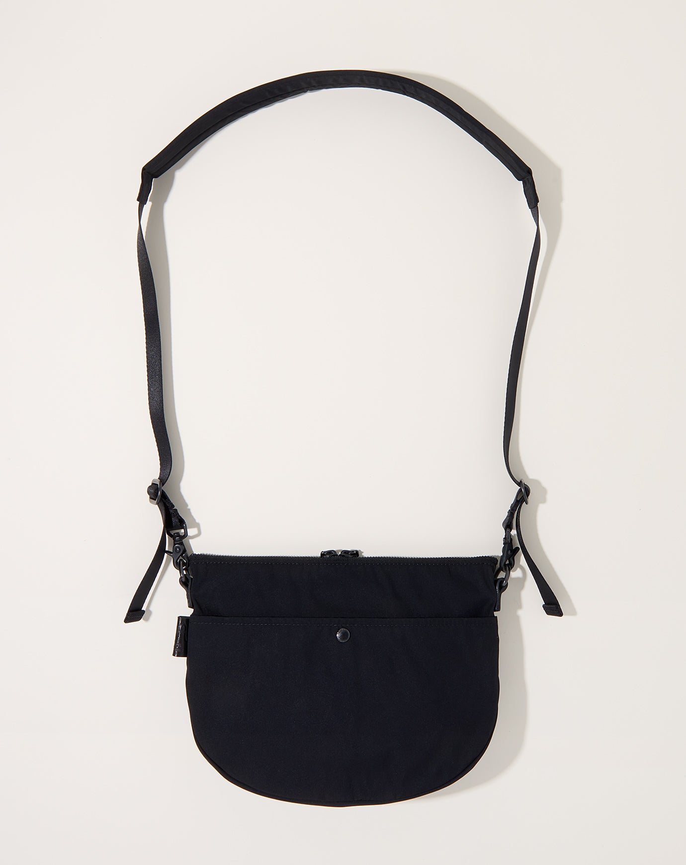 Amiacalva Gabardine Bodybag S in Black