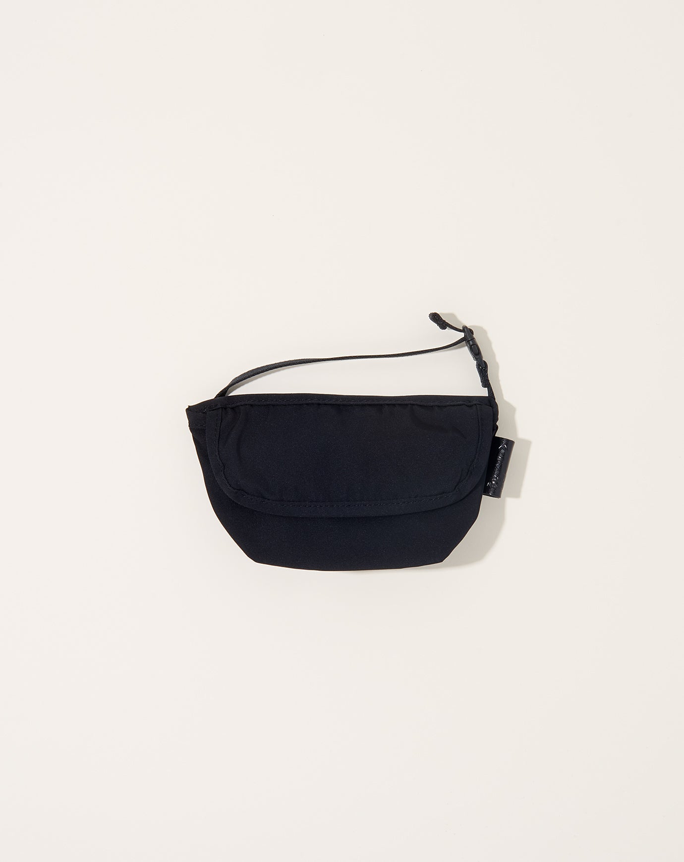 Amiacalva Gabardine Portable Messenger in Black