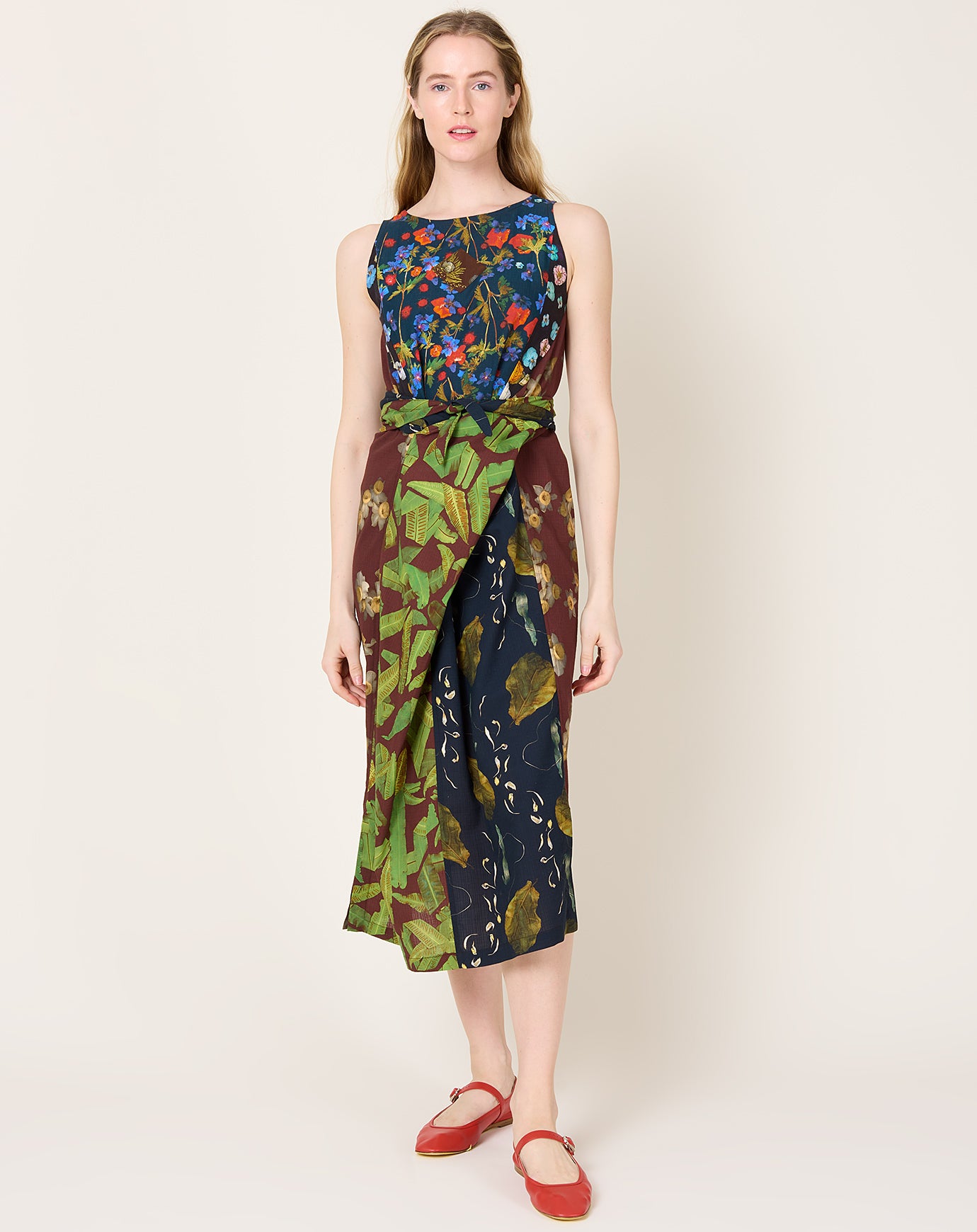 Anntian Wrap Dress in PRINT Z Flower Power