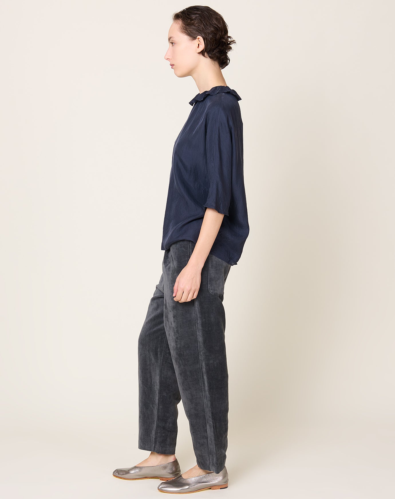 apuntob Cotton Linen Velvet Trouser in Cement