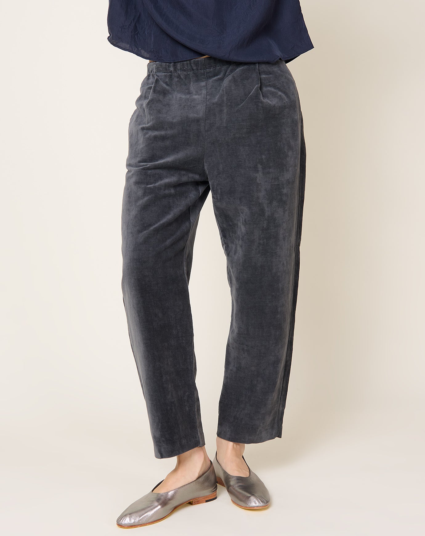 apuntob Cotton Linen Velvet Trouser in Cement