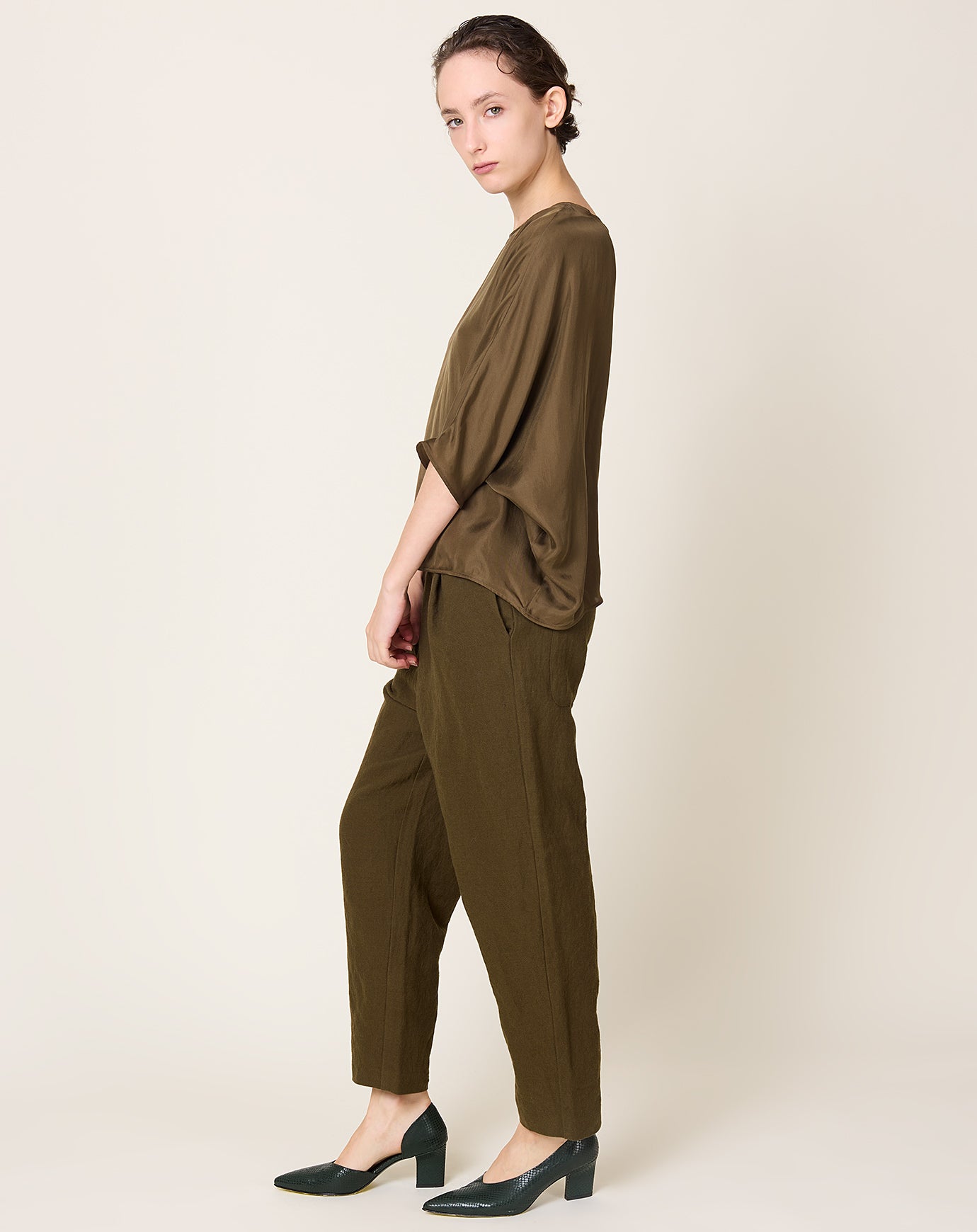 apuntob Heavy Wool Cotton Trouser in Military