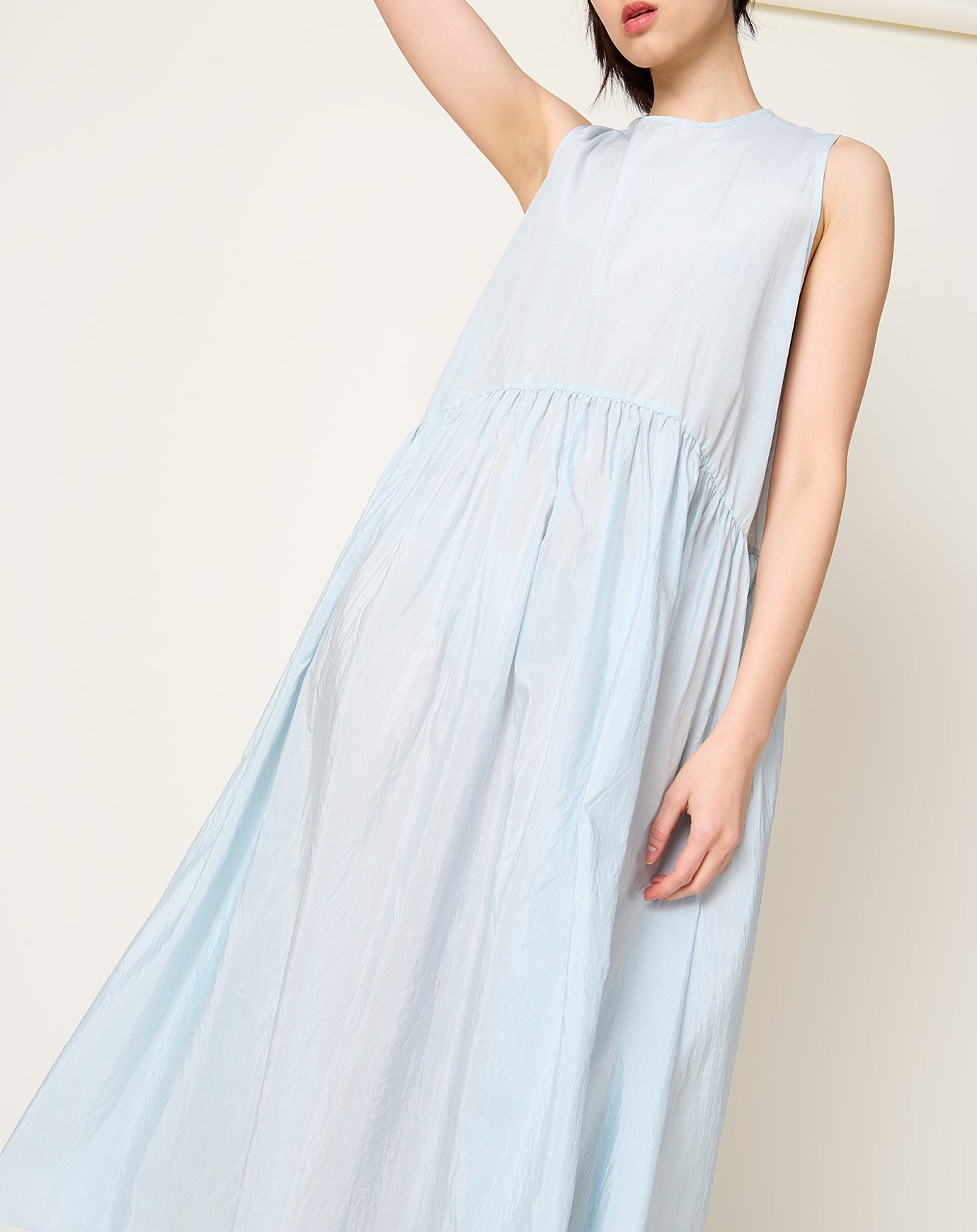 apuntob Cotton Silk Gather Dress in Sky Pinstripe