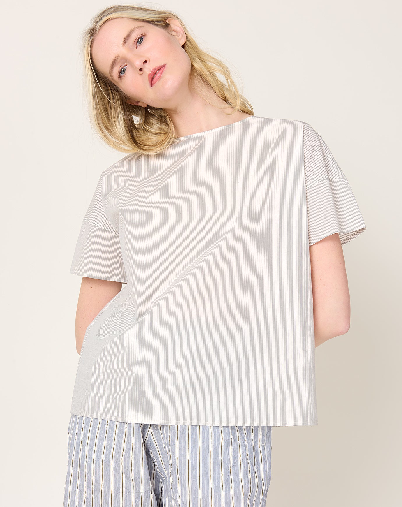 apuntob Striped Short Sleeve Top in Meringue