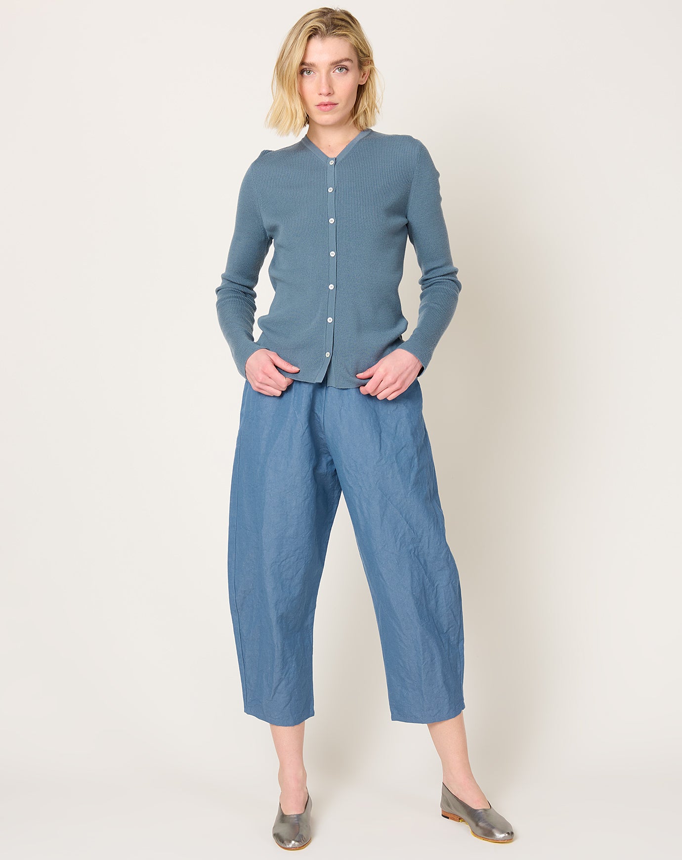apuntob Cotton Linen Curved Leg Trouser in Sugar Blue