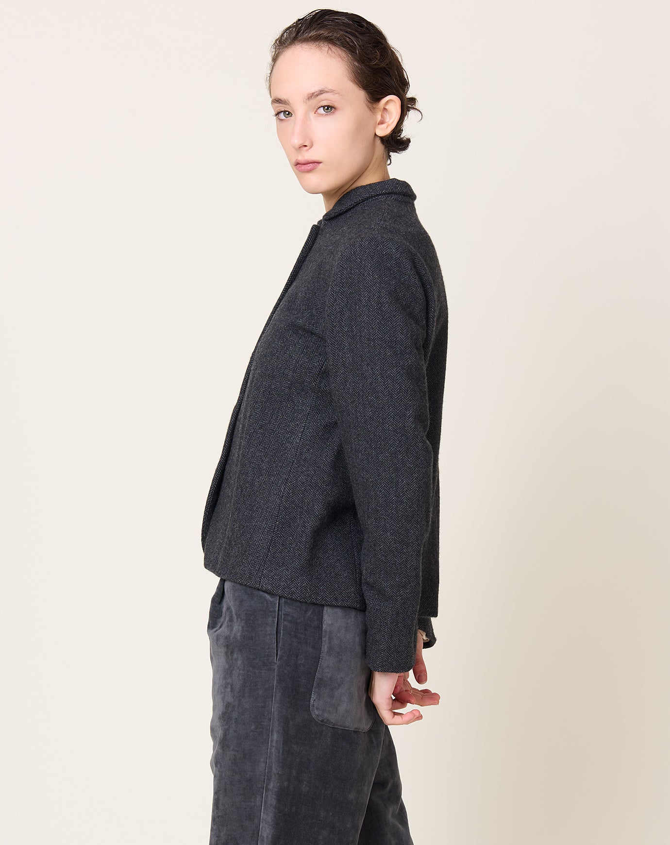 apuntob Herringbone Cashmere Jacket in Cement
