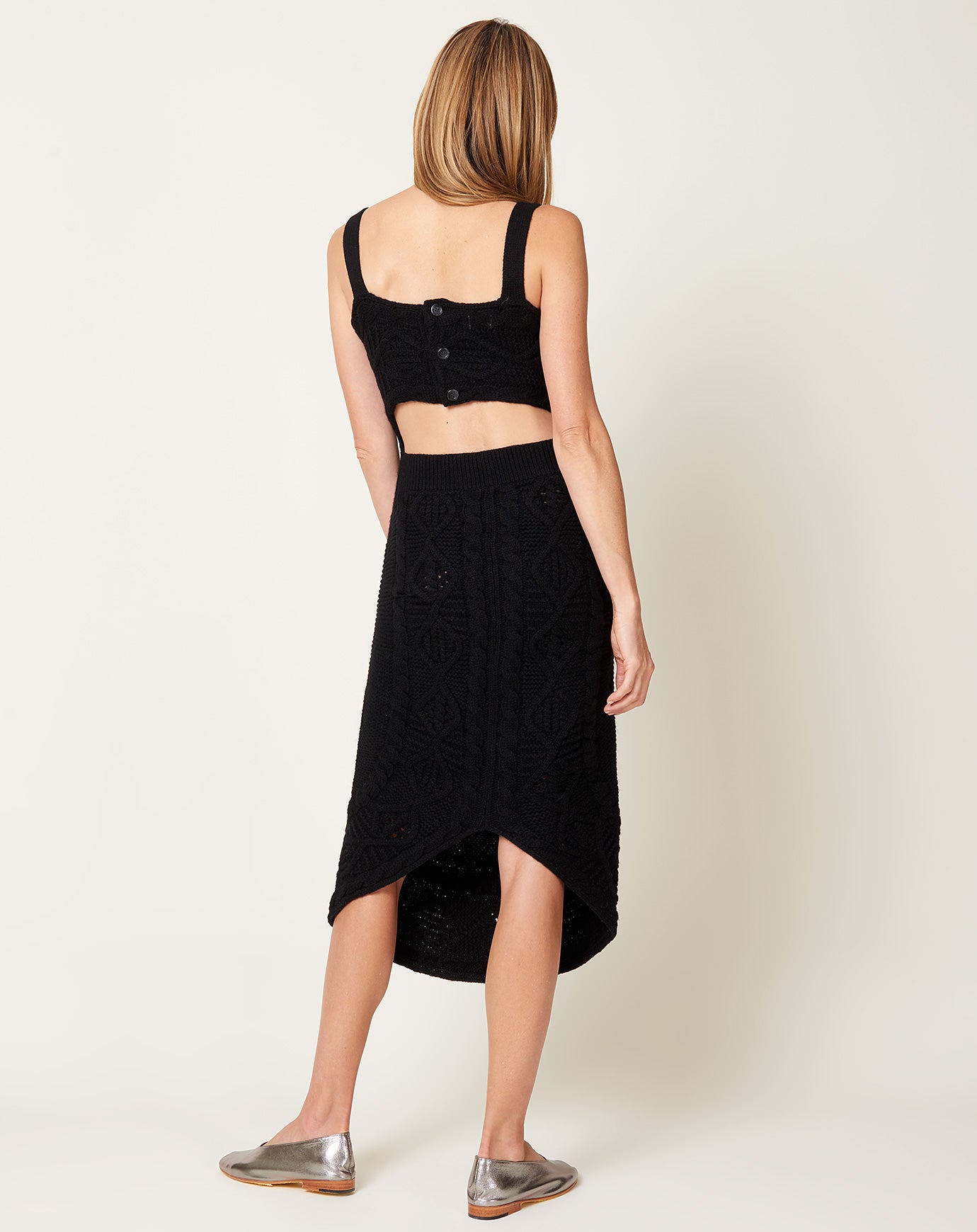 Babaco Round Knit Cable Dress in Black