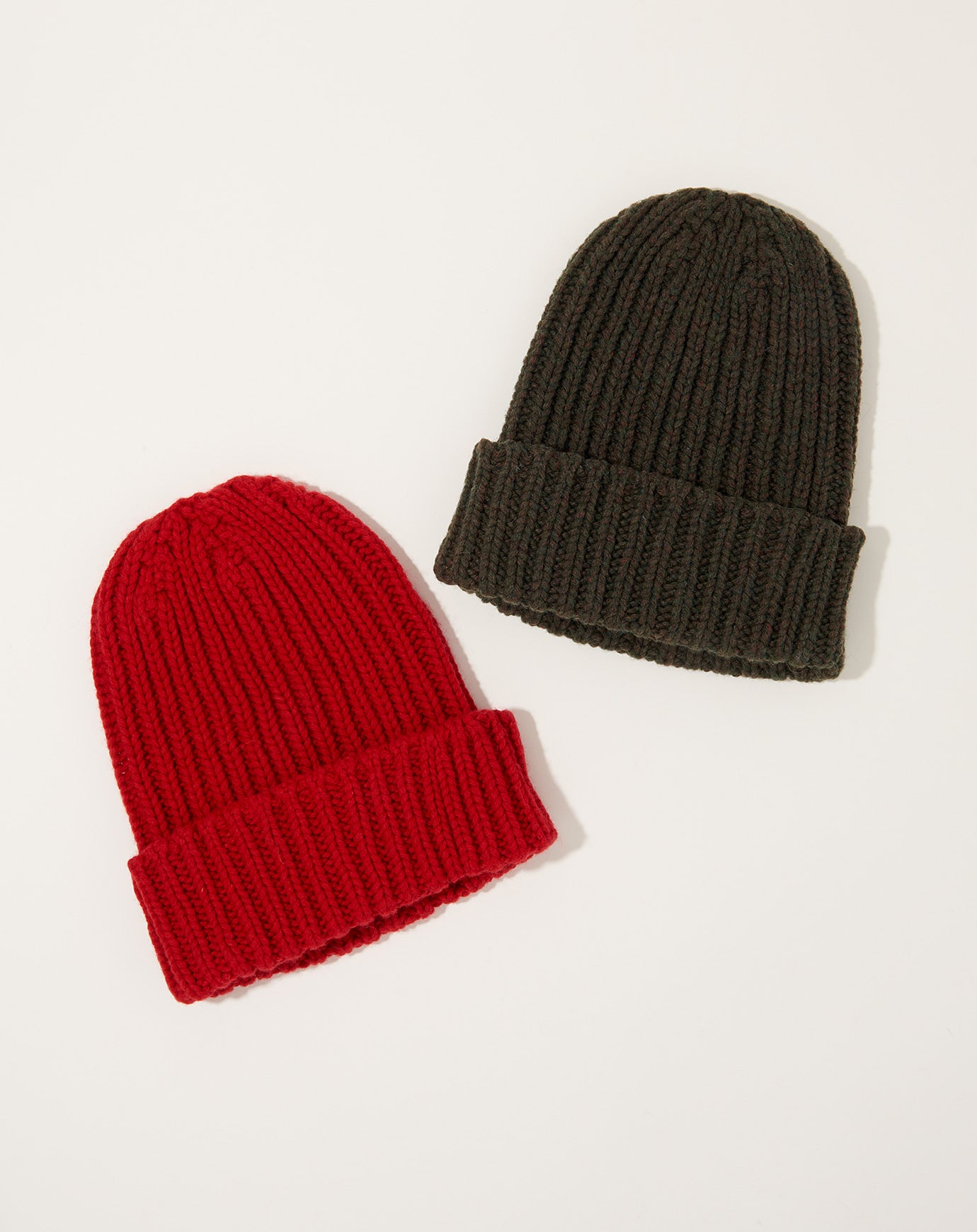 Baserange Mea Beanie in Red