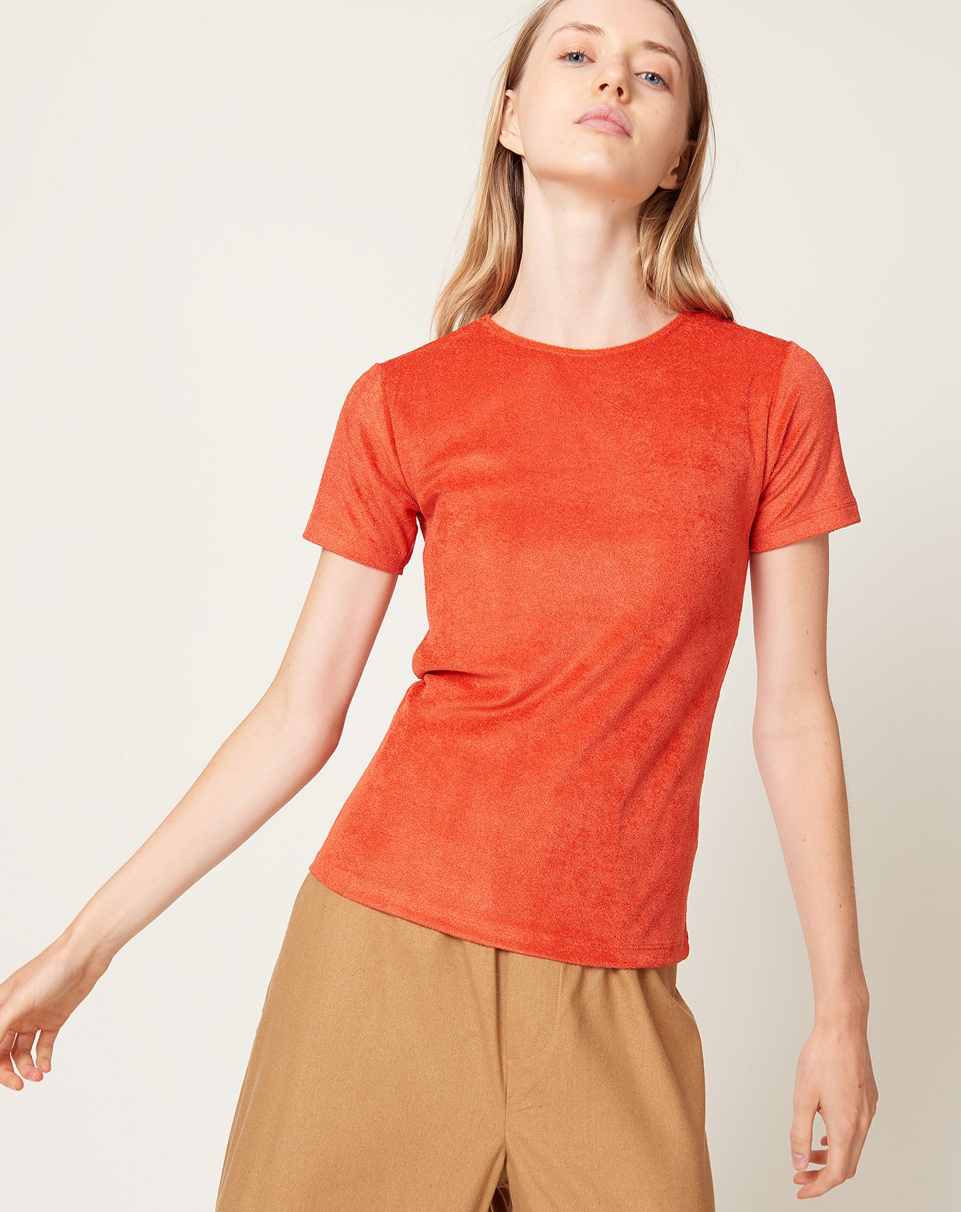 Baserange Omo Tee in Mino Red