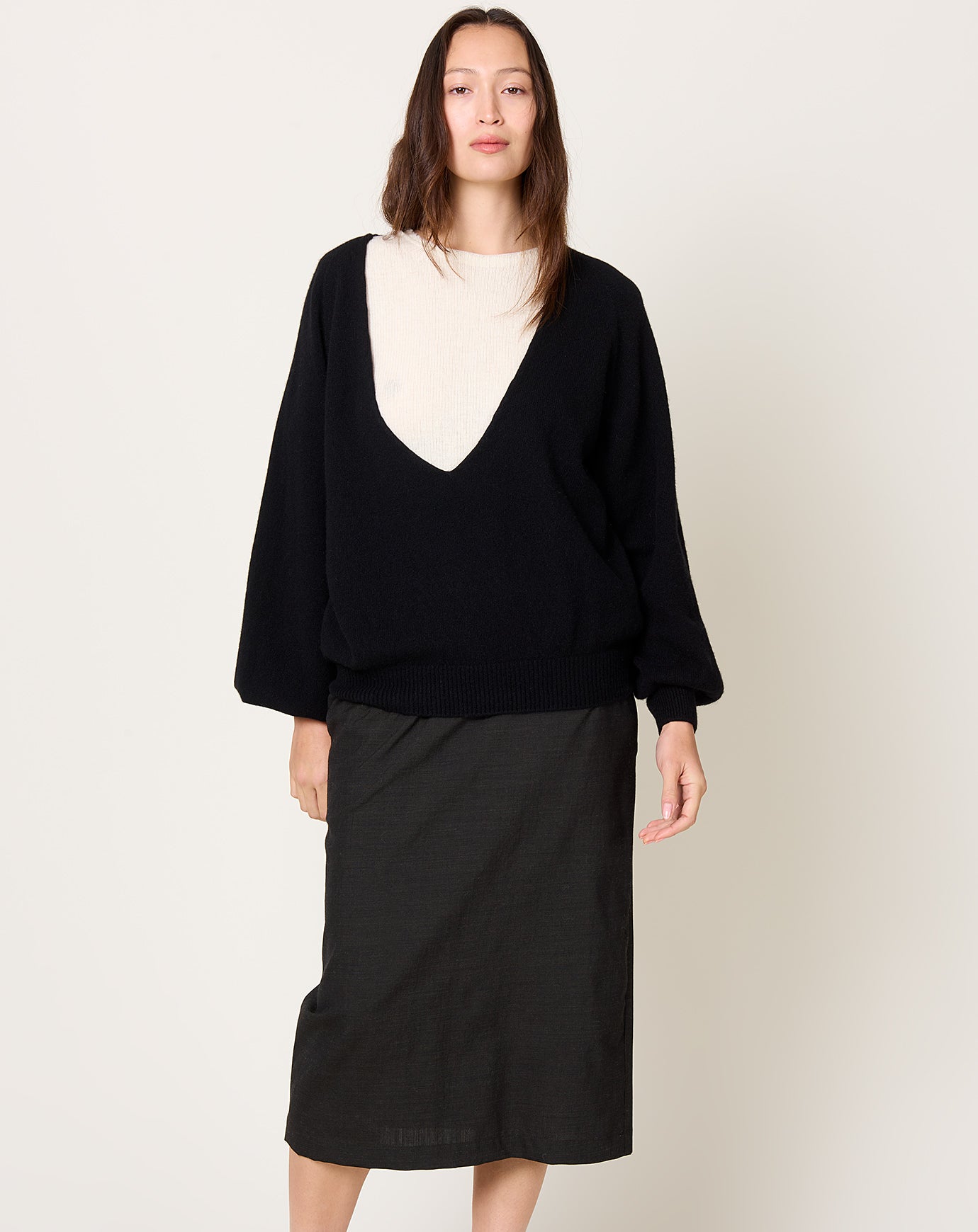 Baserange Soar V Neck in Black