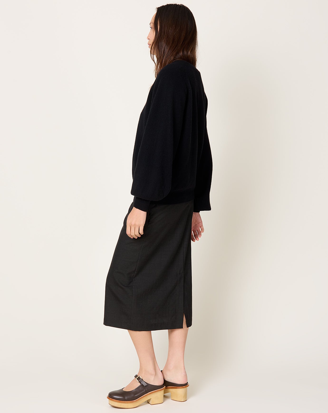 Baserange Soar V Neck in Black