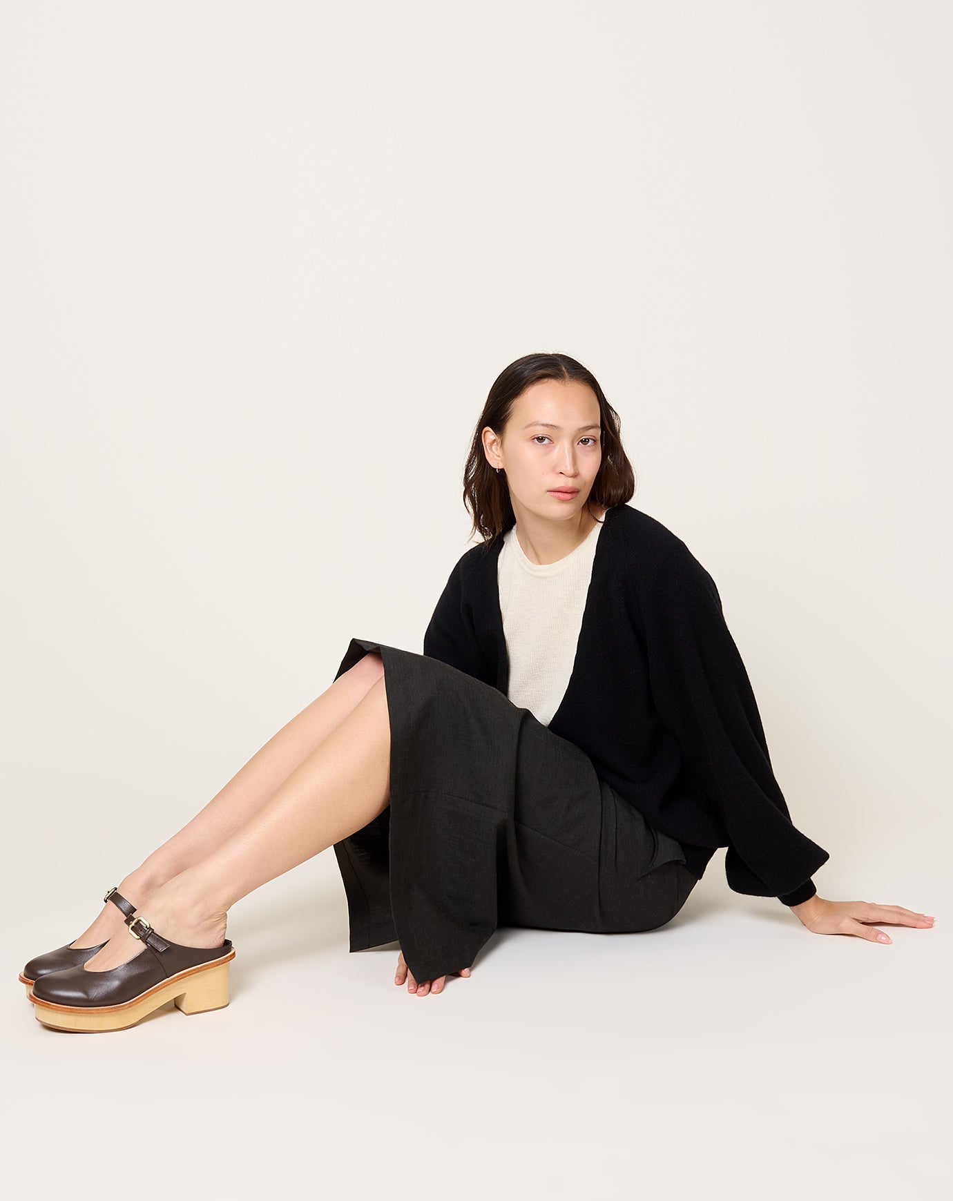 Baserange Soar V Neck in Black