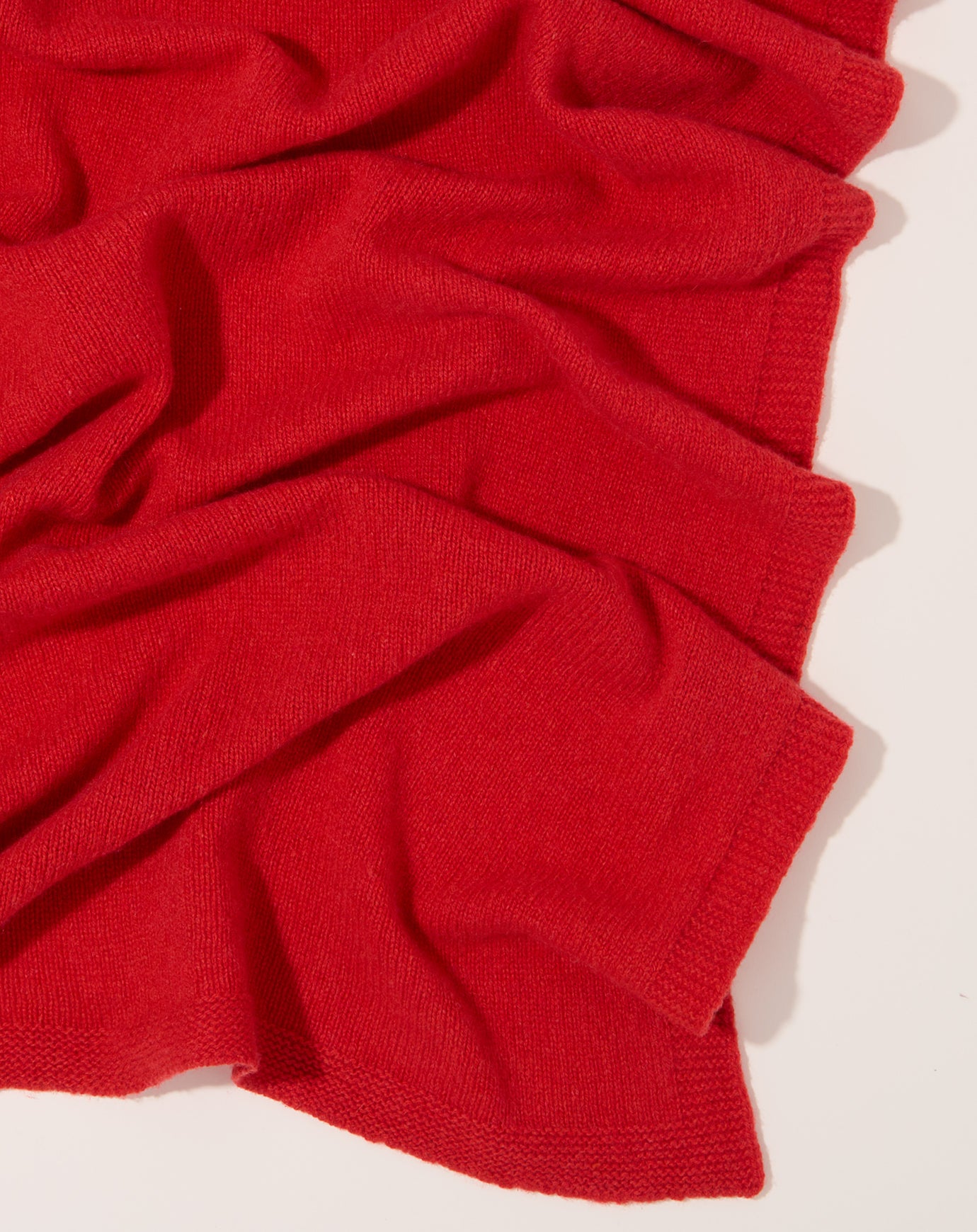 Baserange Whit Scarf in Melograno Red