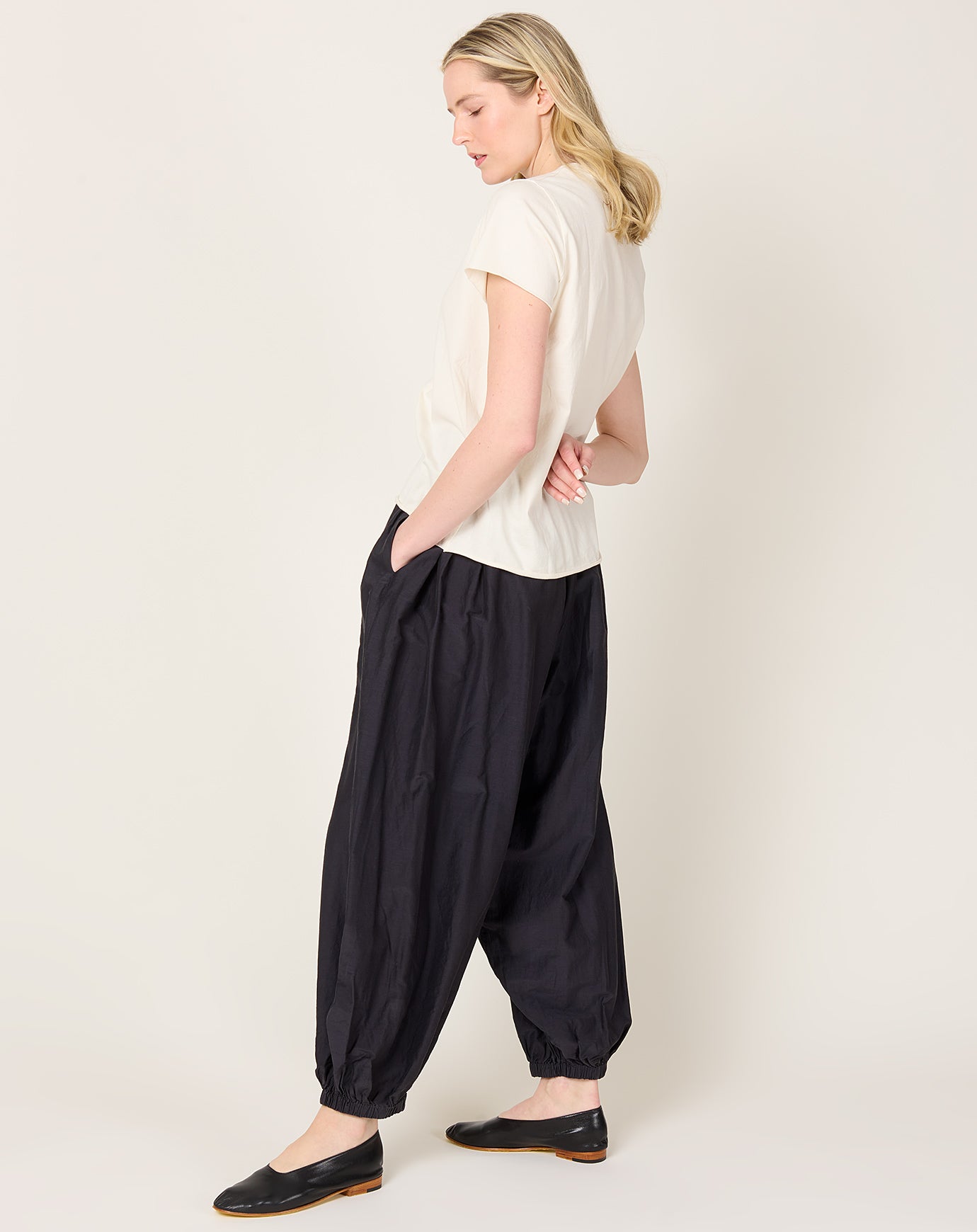 Black Crane Akari Pants in Faded Black