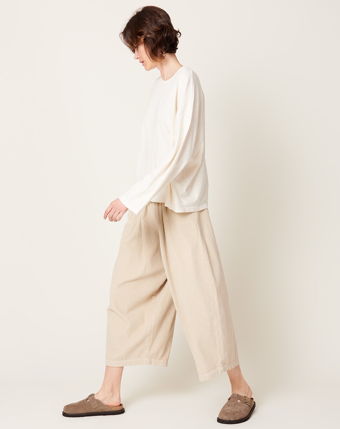 Black Crane Corduroy Wide Pants in Ivory