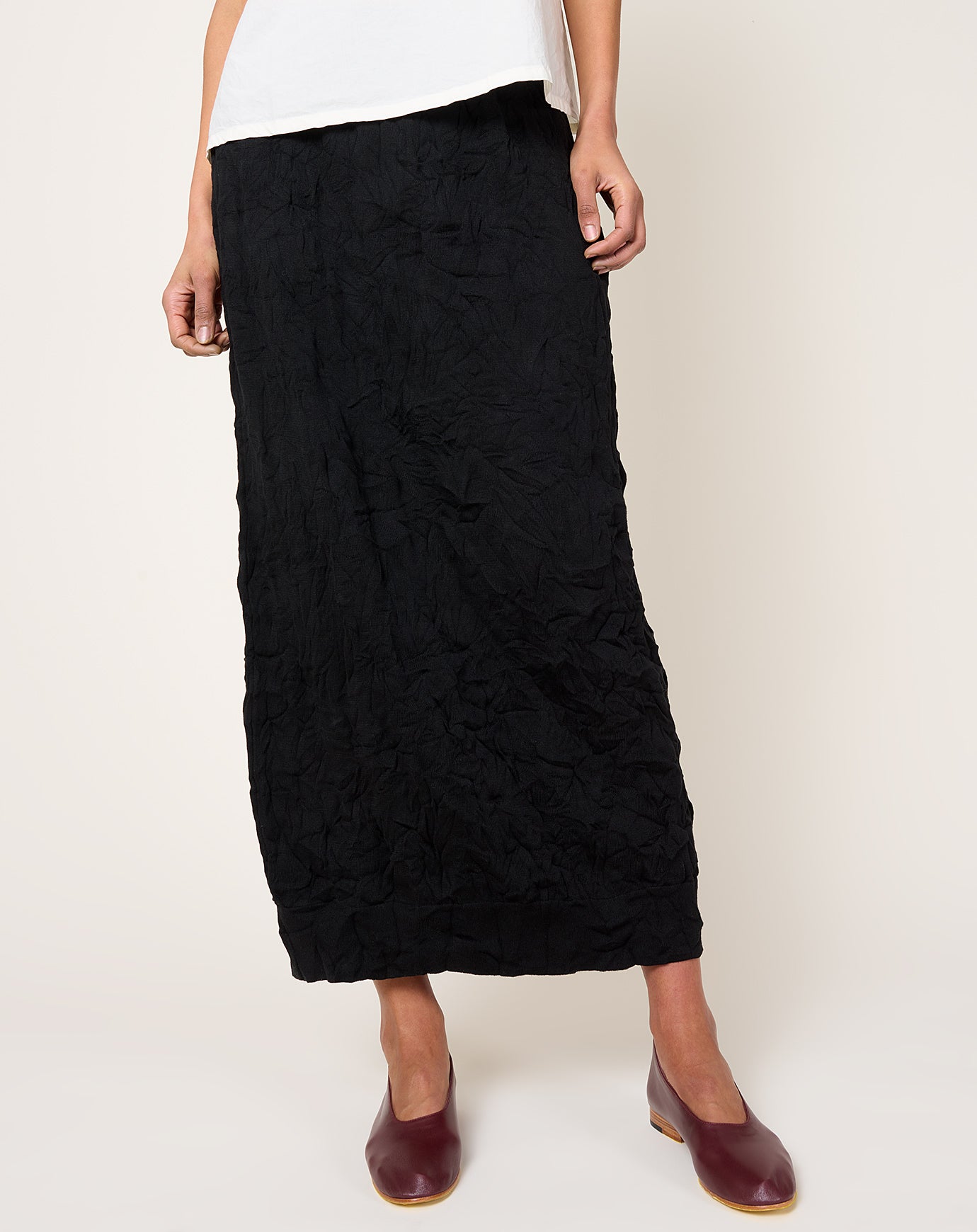 Black Crane Crinkled Knit Skirt in Black