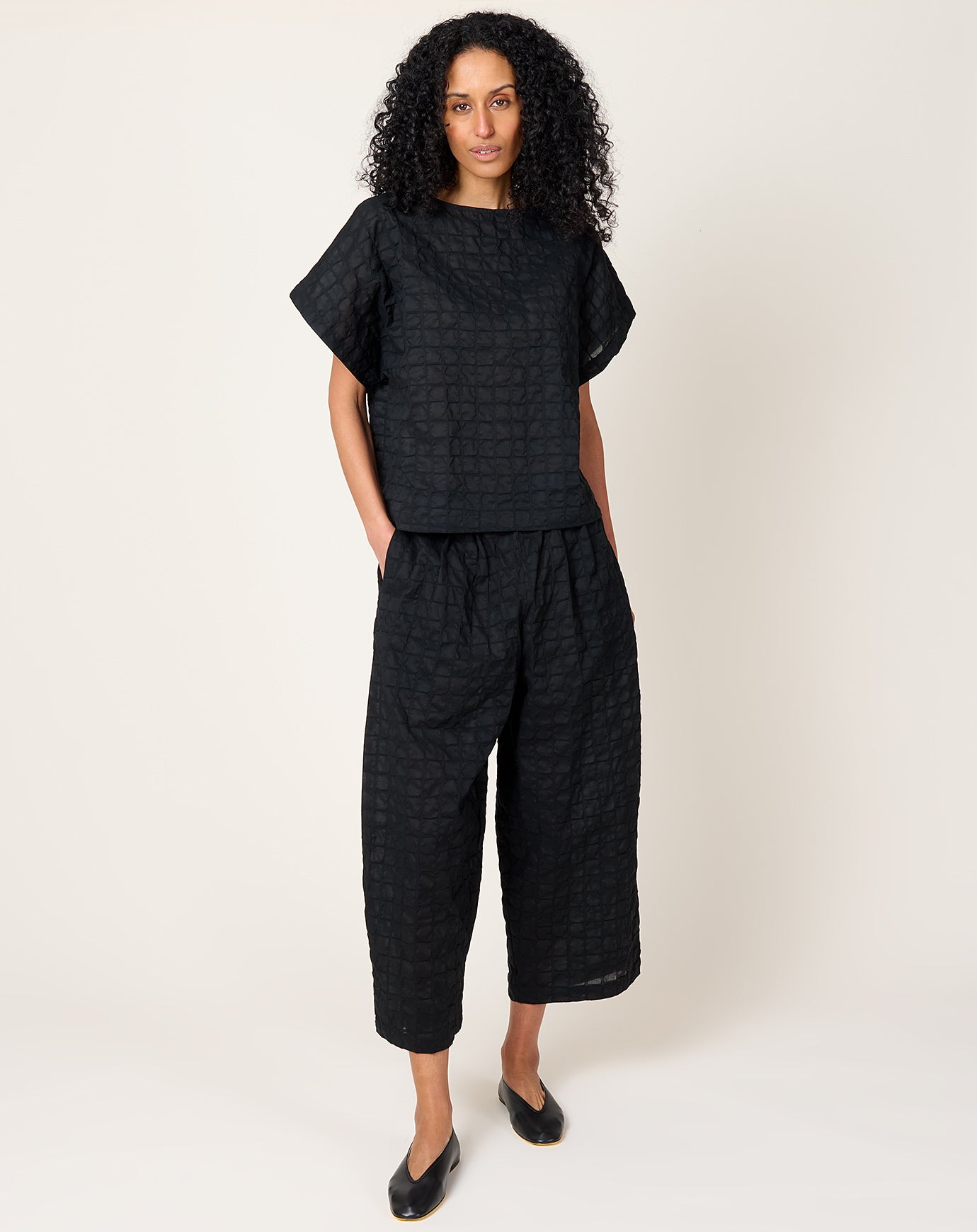 Black Crane Ripple Finish Wide Pants in Black