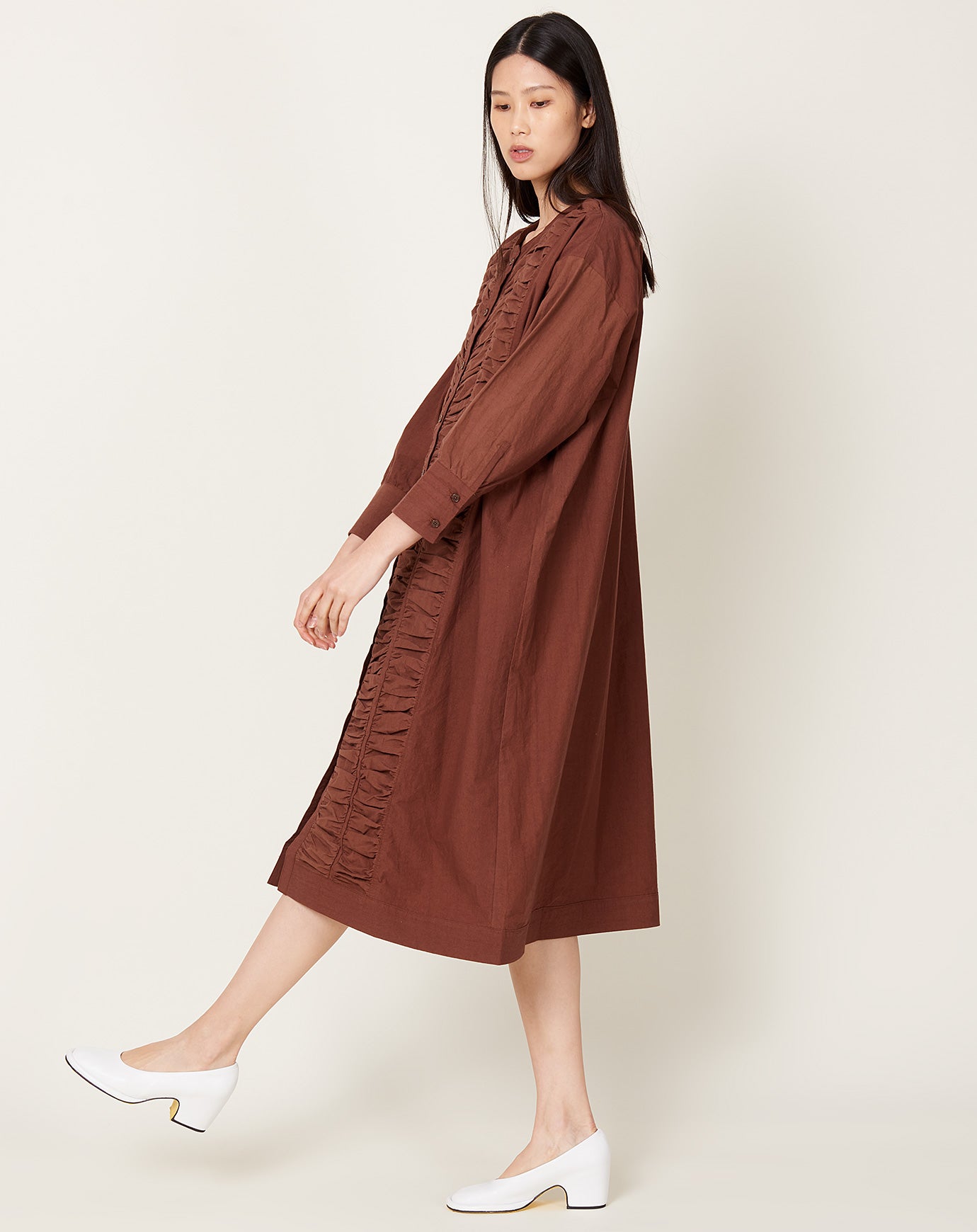 Black Crane Ruffled Dress in Cacao