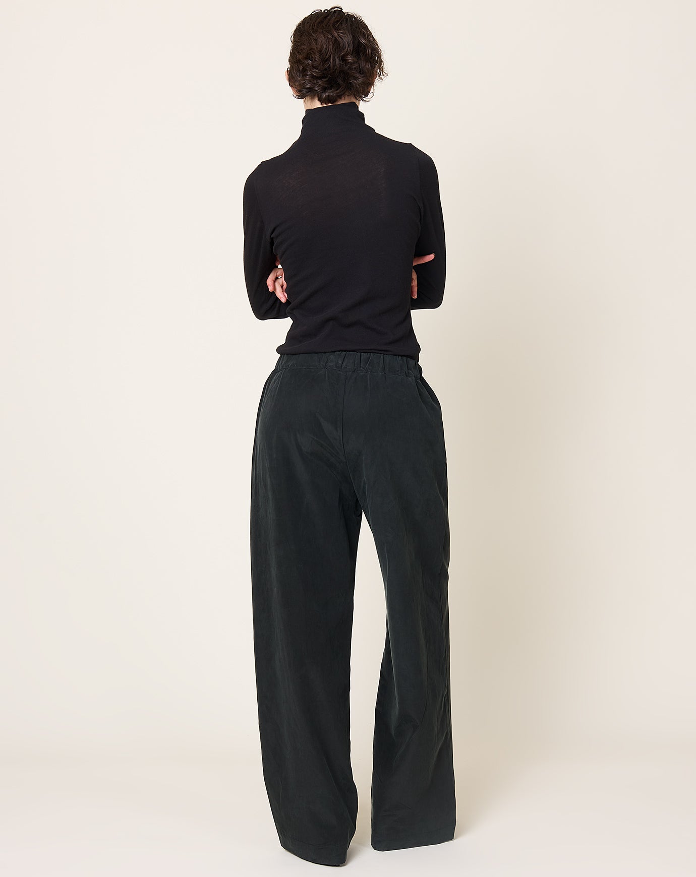 Black Crane Straight Pants in Black