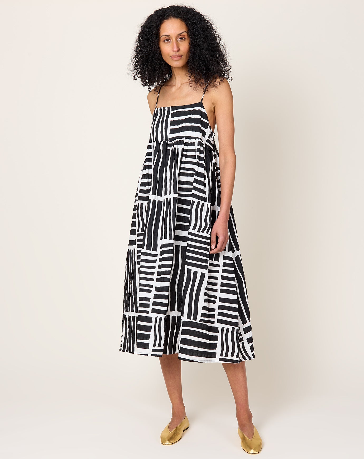 Black Crane Print Strap Dress in Black