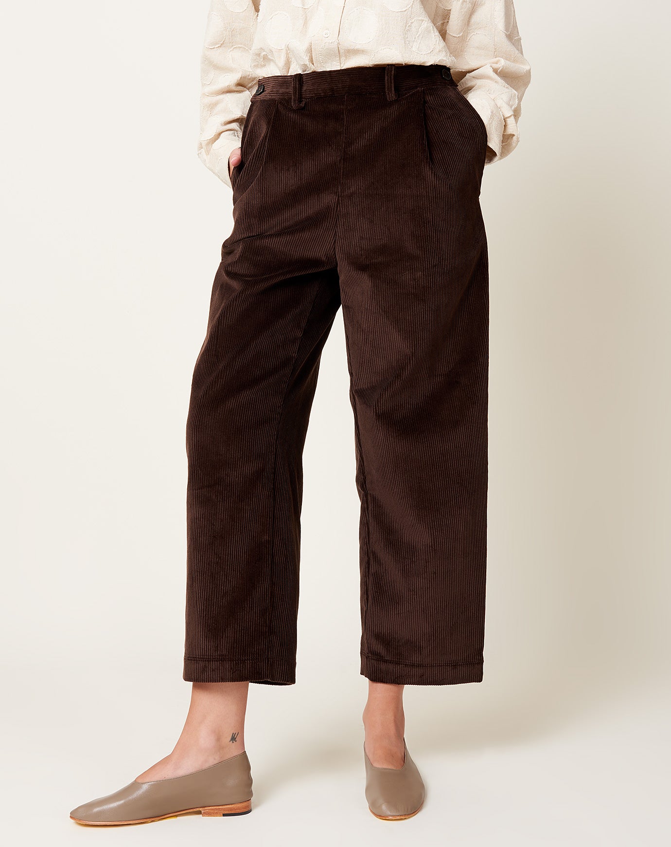 Cawley 8 Wale British Cord Sibyl Trouser in Chocolate