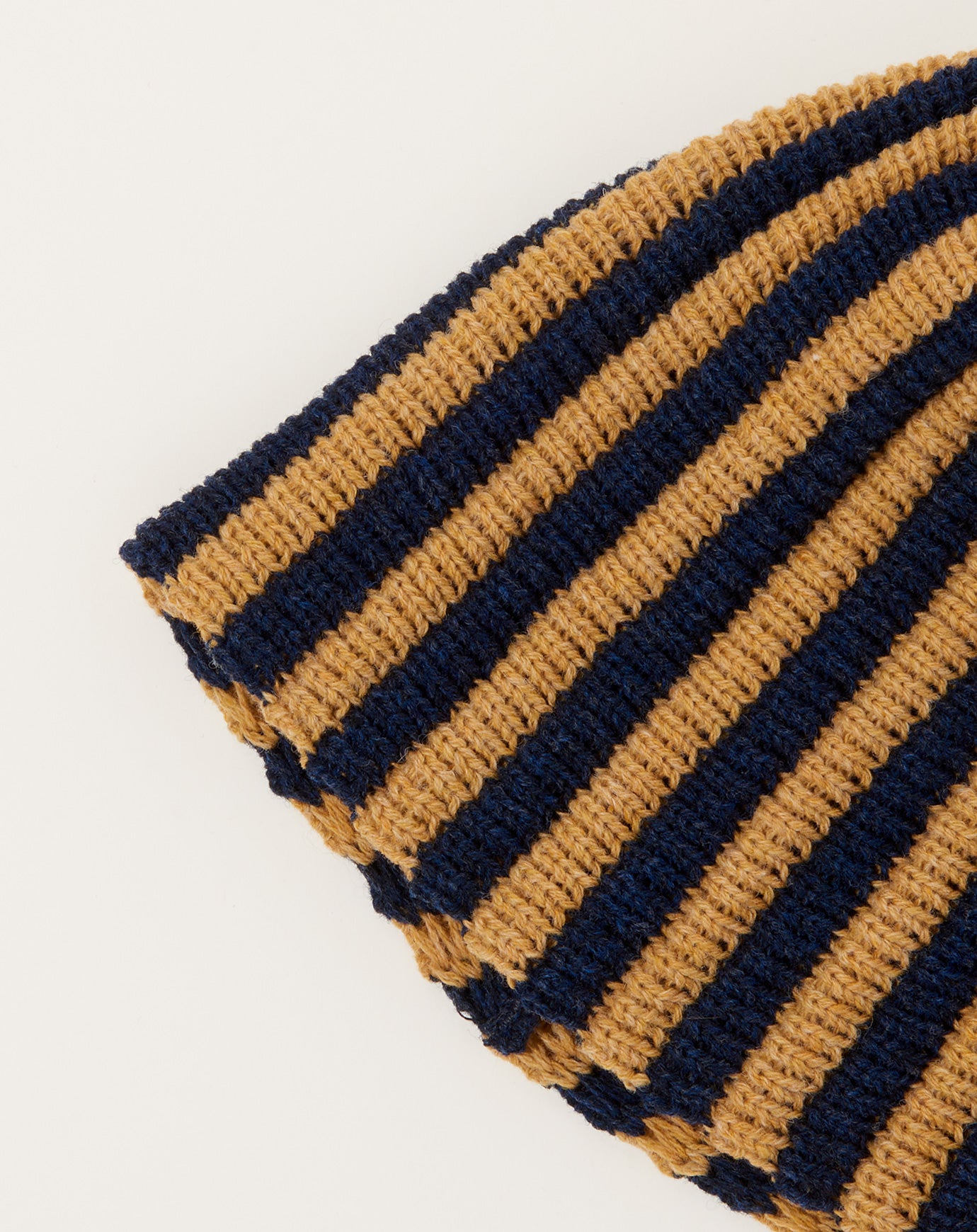 Stripe Pleat Hat in Vintage Heather & Maze