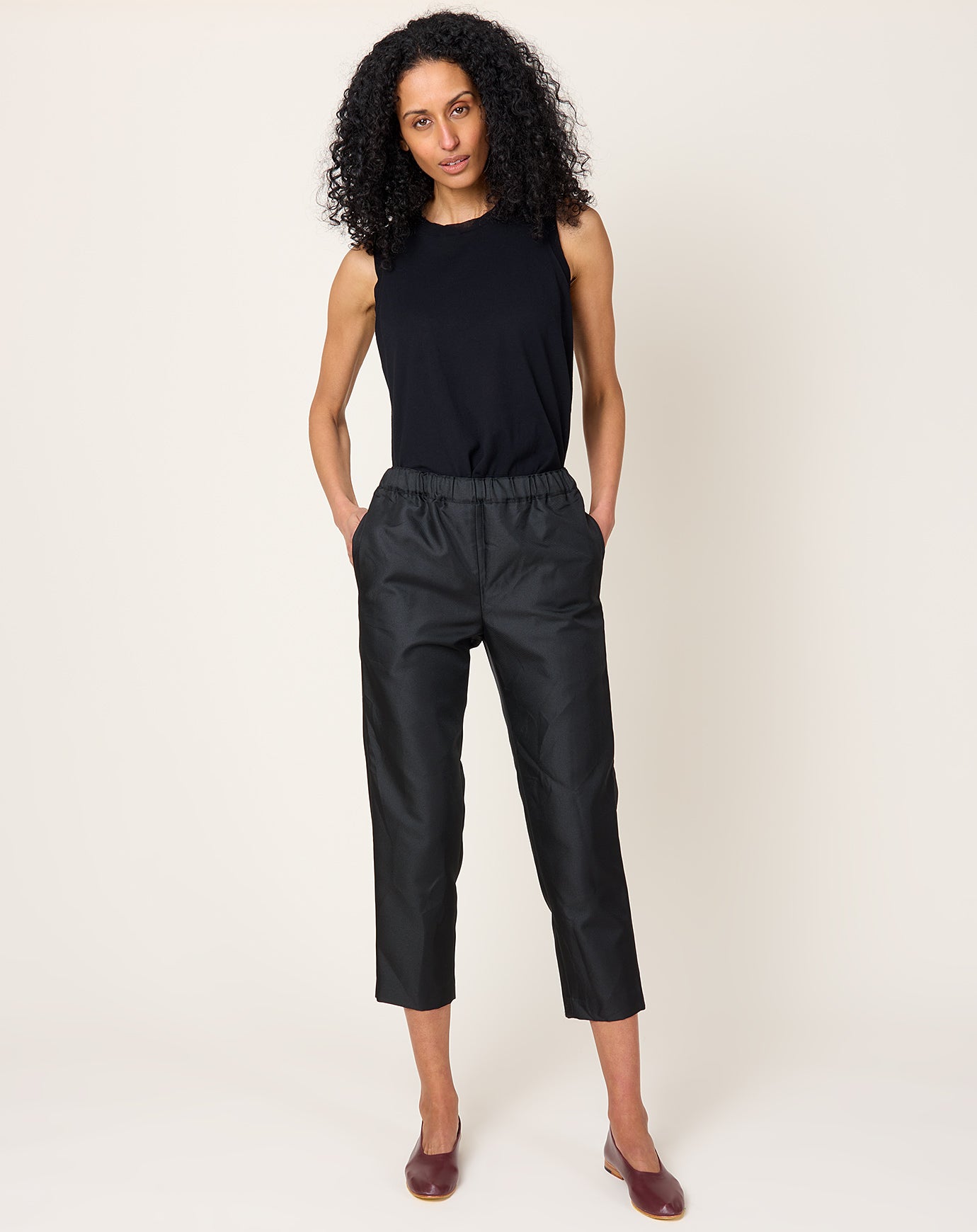 Comme des Garçons Comme des Garçons Tapered Twill Trouser in Black