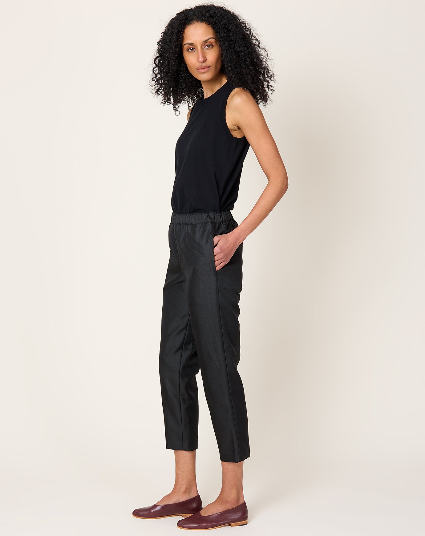 Comme des Garçons Comme des Garçons Tapered Twill Trouser in Black