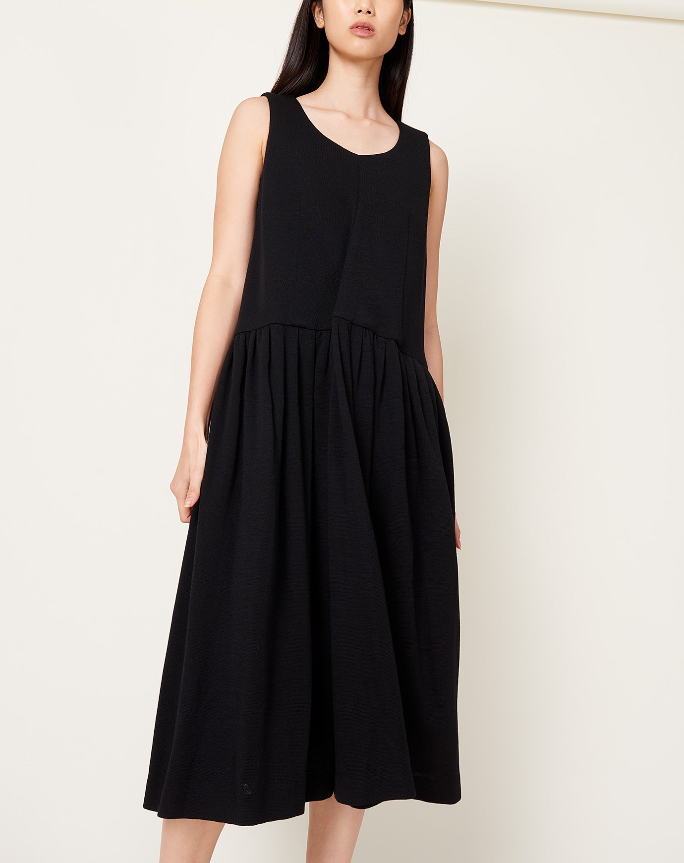 Comme des Garçons Comme des Garçons Sleeveless Pleat Dress in Black