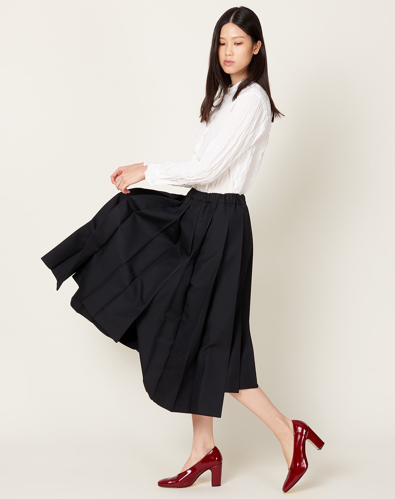 Comme des Garçons Comme des Garçons Wide Fold Pleat Skirt in Black