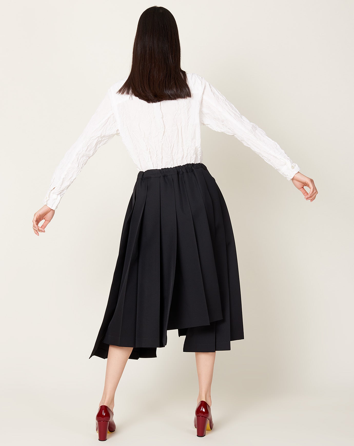 Comme des Garçons Comme des Garçons Wide Fold Pleat Skirt in Black