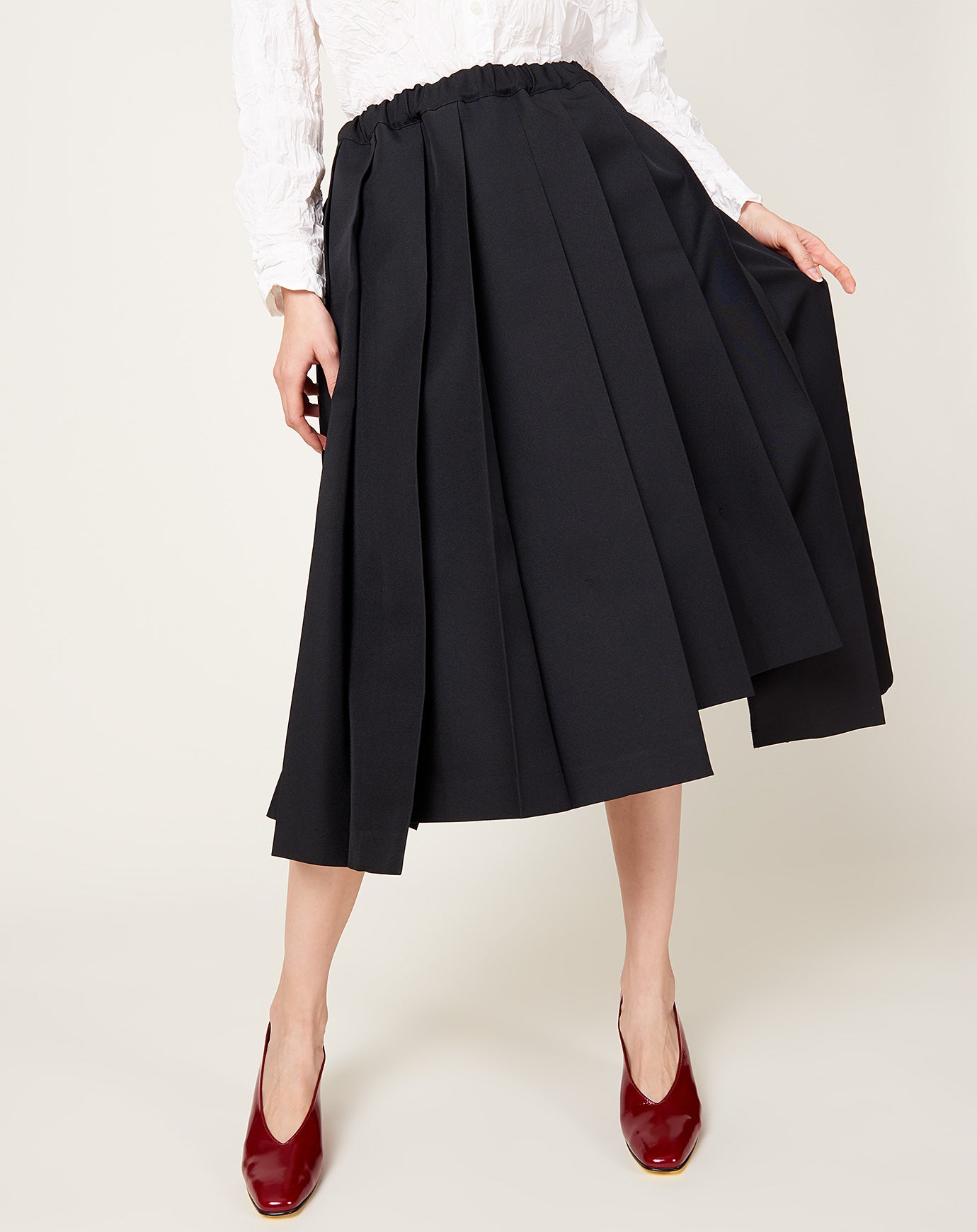 Comme des Garçons Comme des Garçons Wide Fold Pleat Skirt in Black