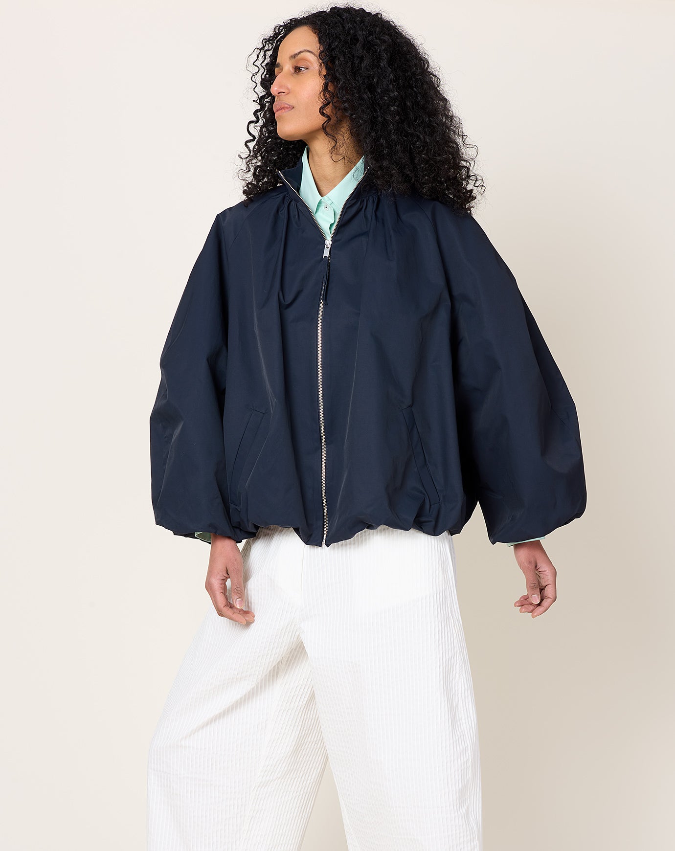 Cordera Balloon Jacket in Navy