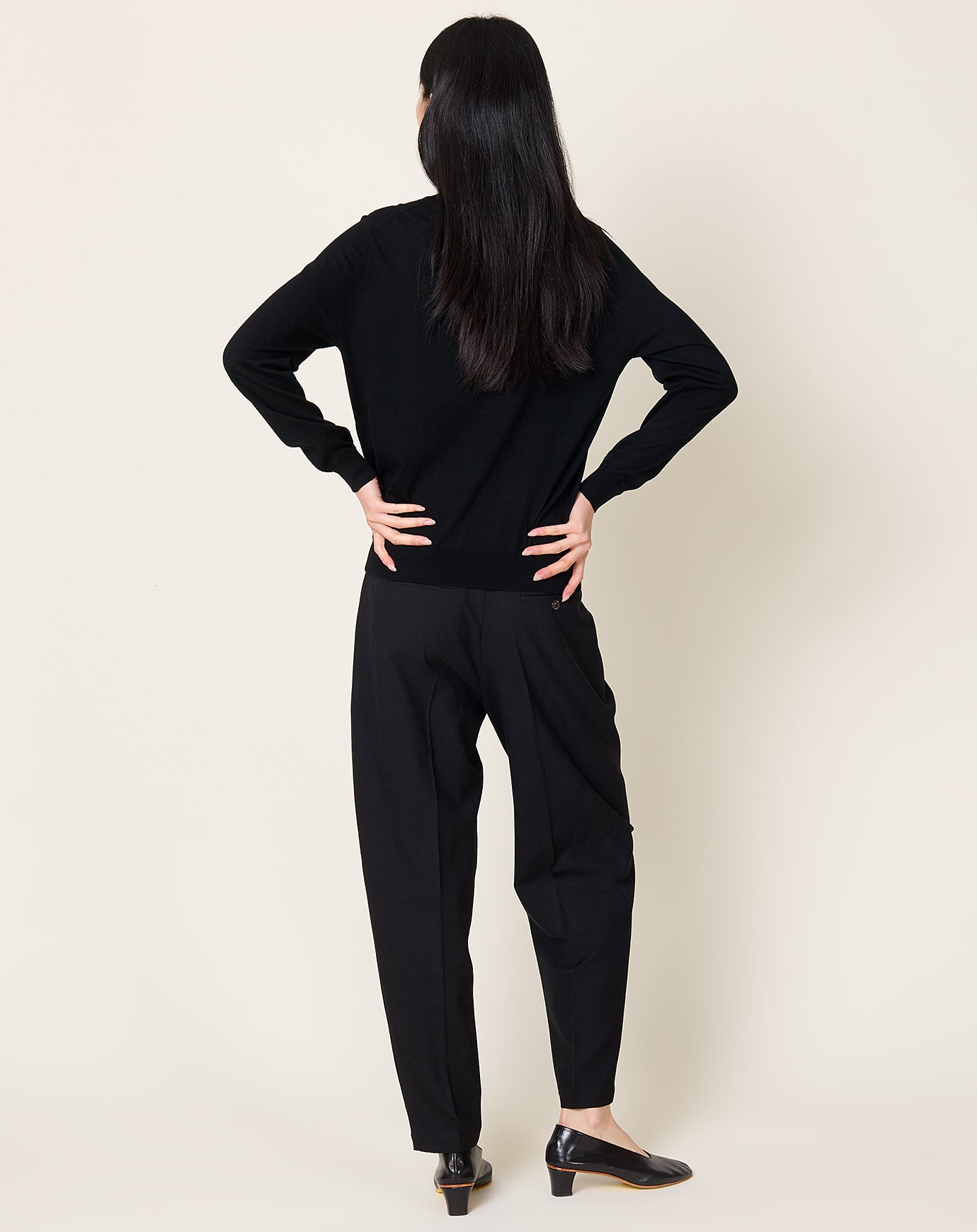 Cordera Carrot Pants in Black
