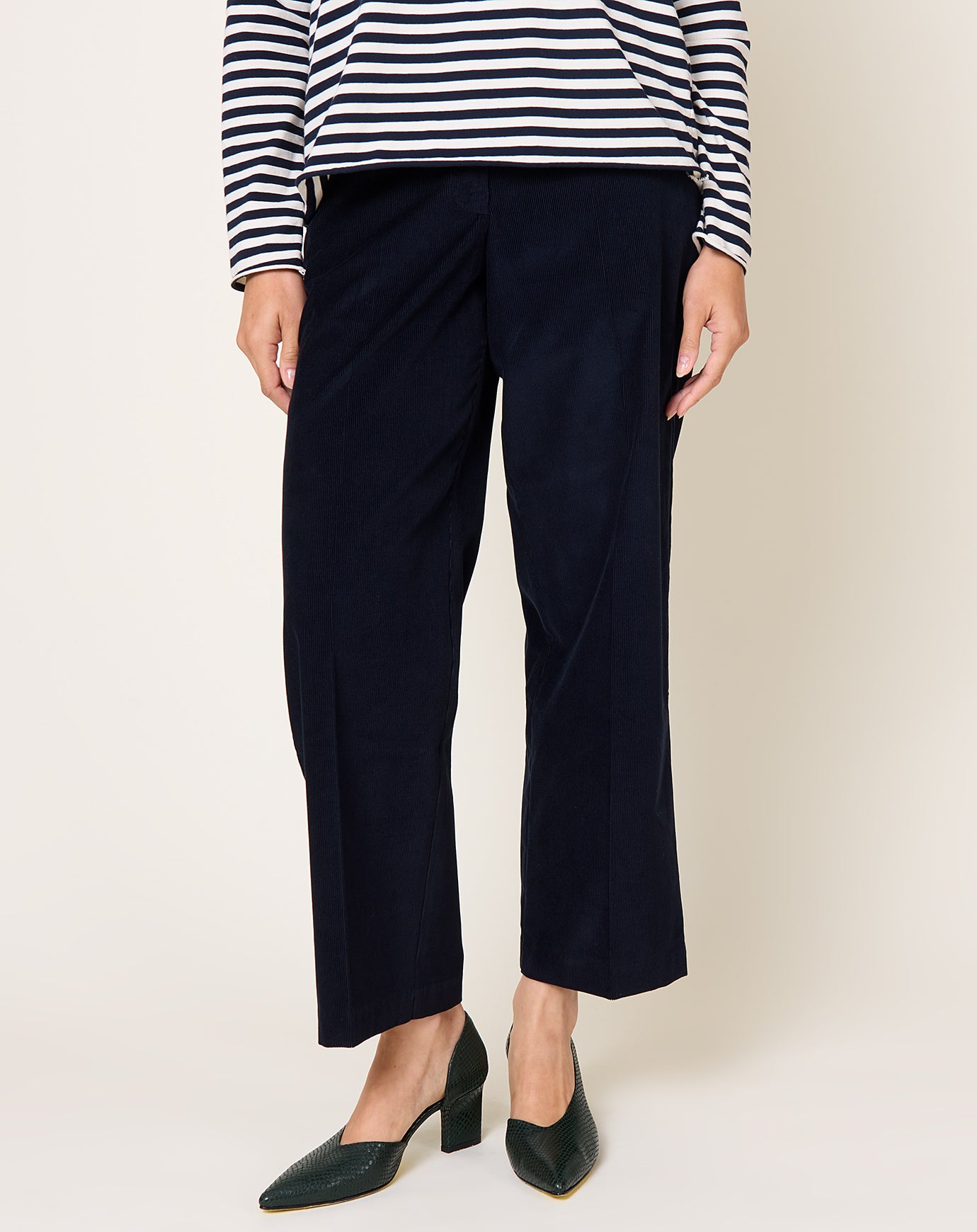 Cordera Low Rise Corduroy Pants in Navy