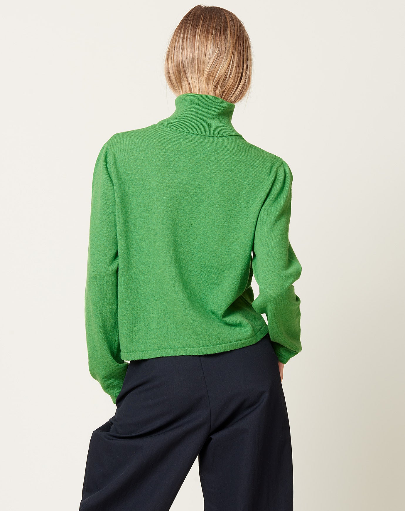 Cordera Merino Wool Turtleneck Sweater in Herba