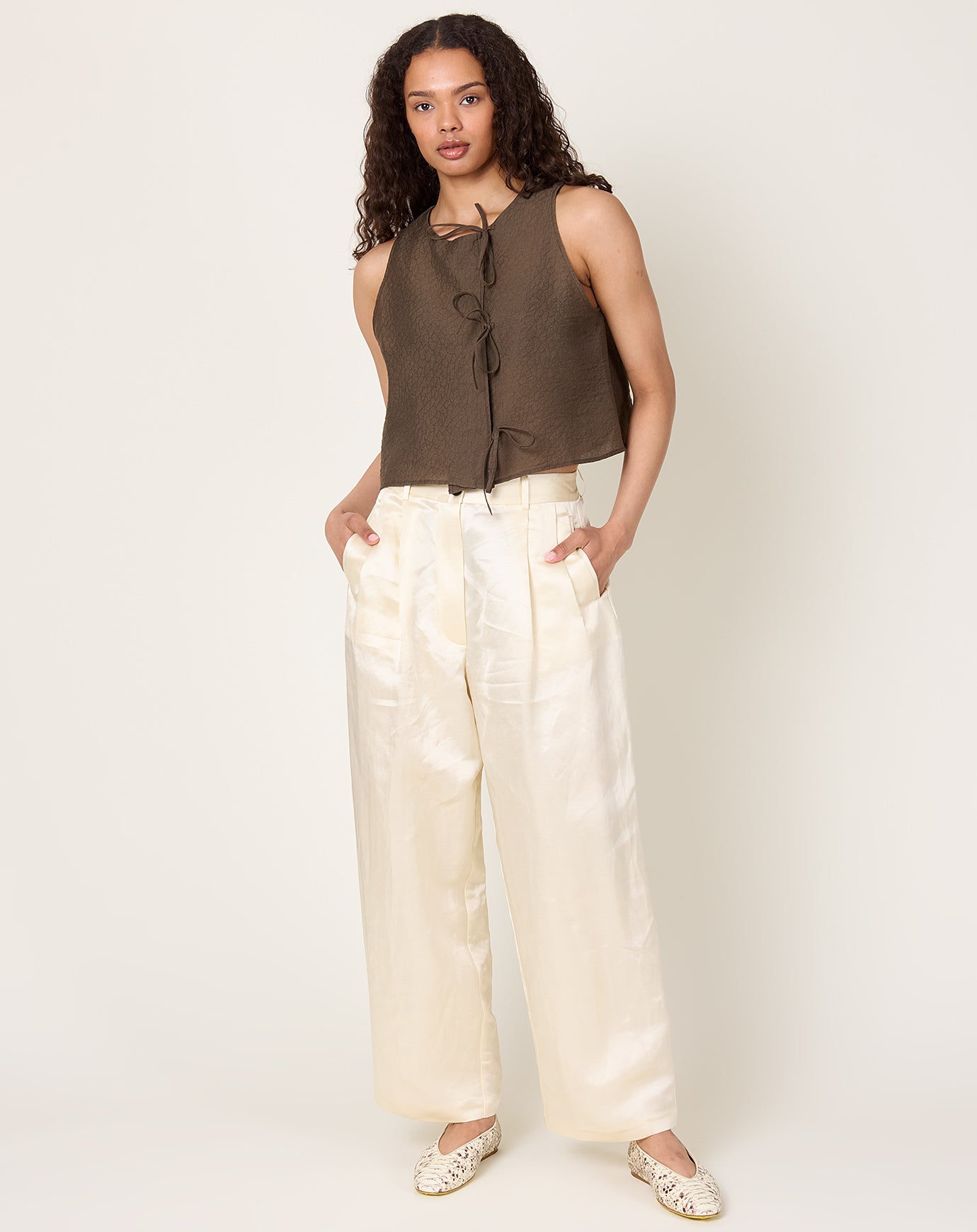 Cordera Satin Masculine Pants in Marfil