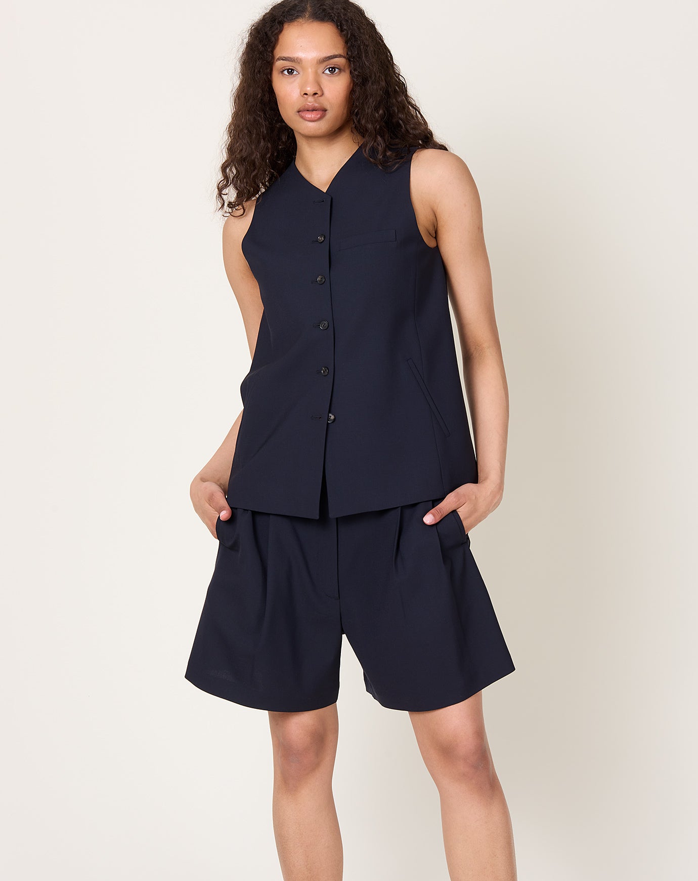 Cordera Tailored Shorts in Navy