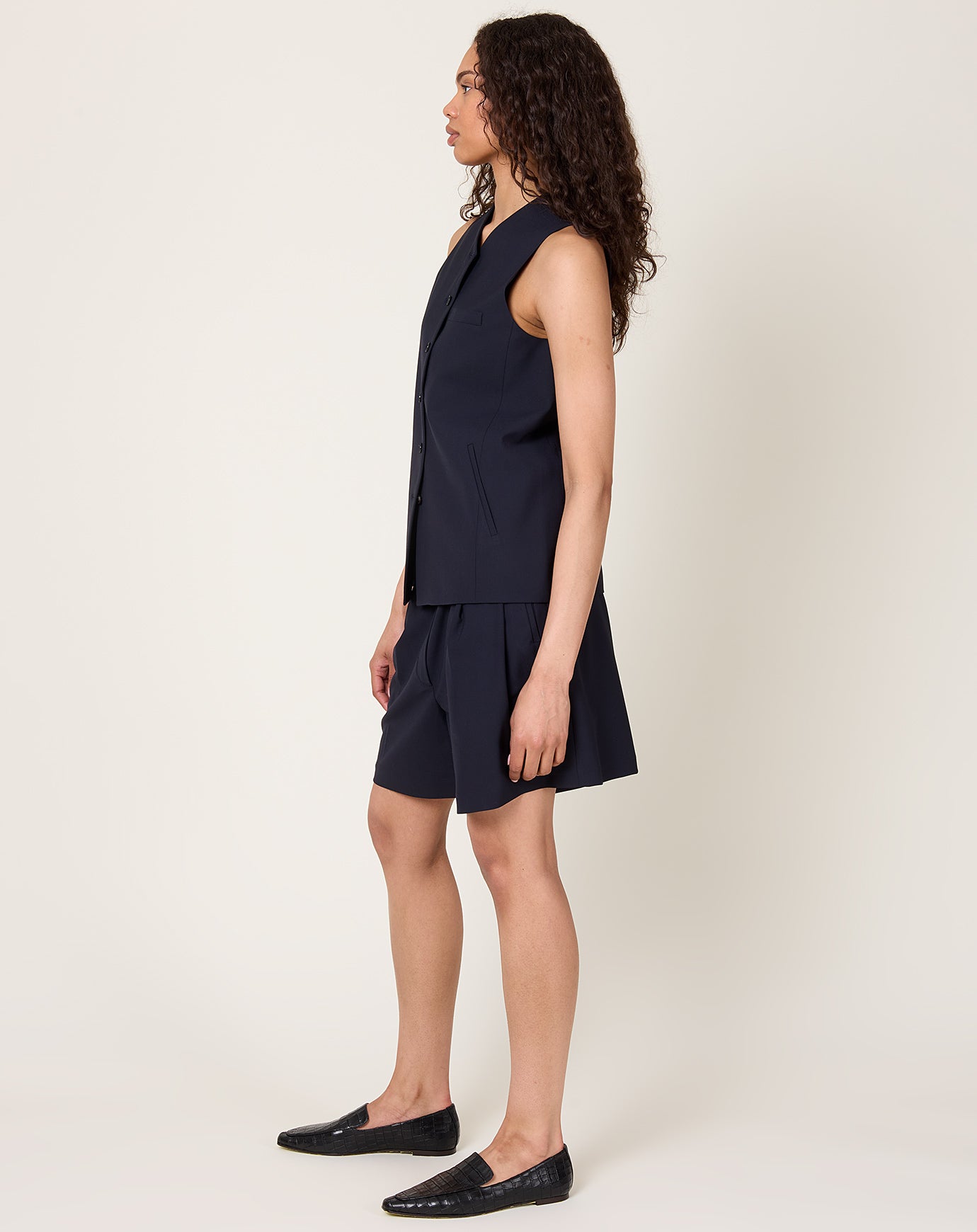Cordera Tailored Shorts in Navy