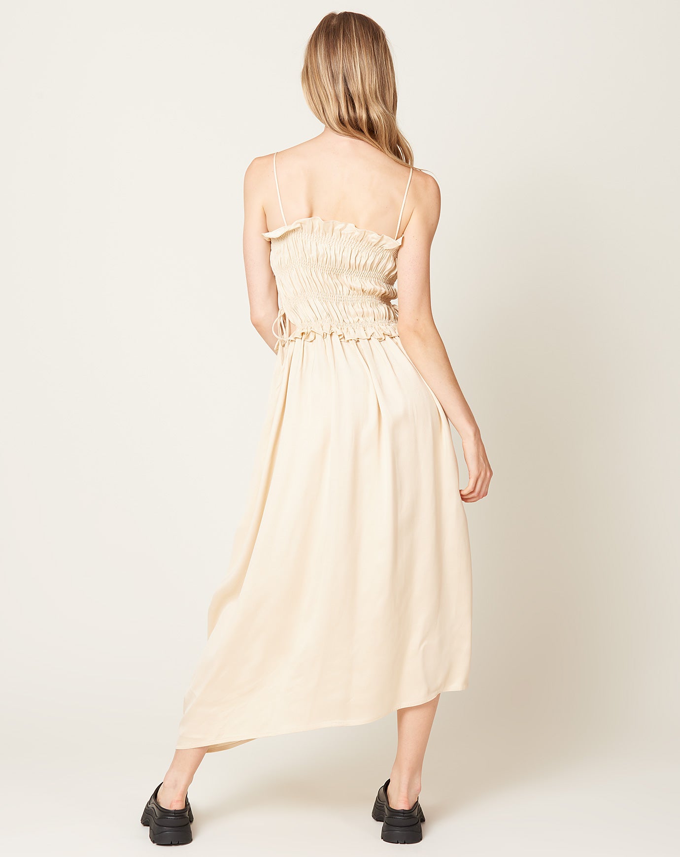 Cordera Viscose Gathered Dress in Shell