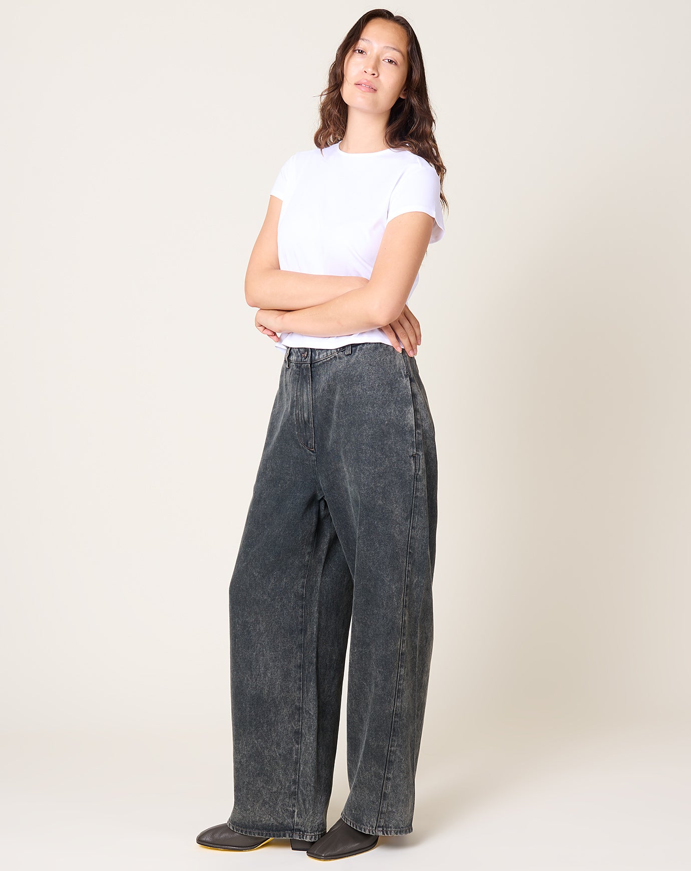 Cordera Washed Denim Straight Pants in Grey