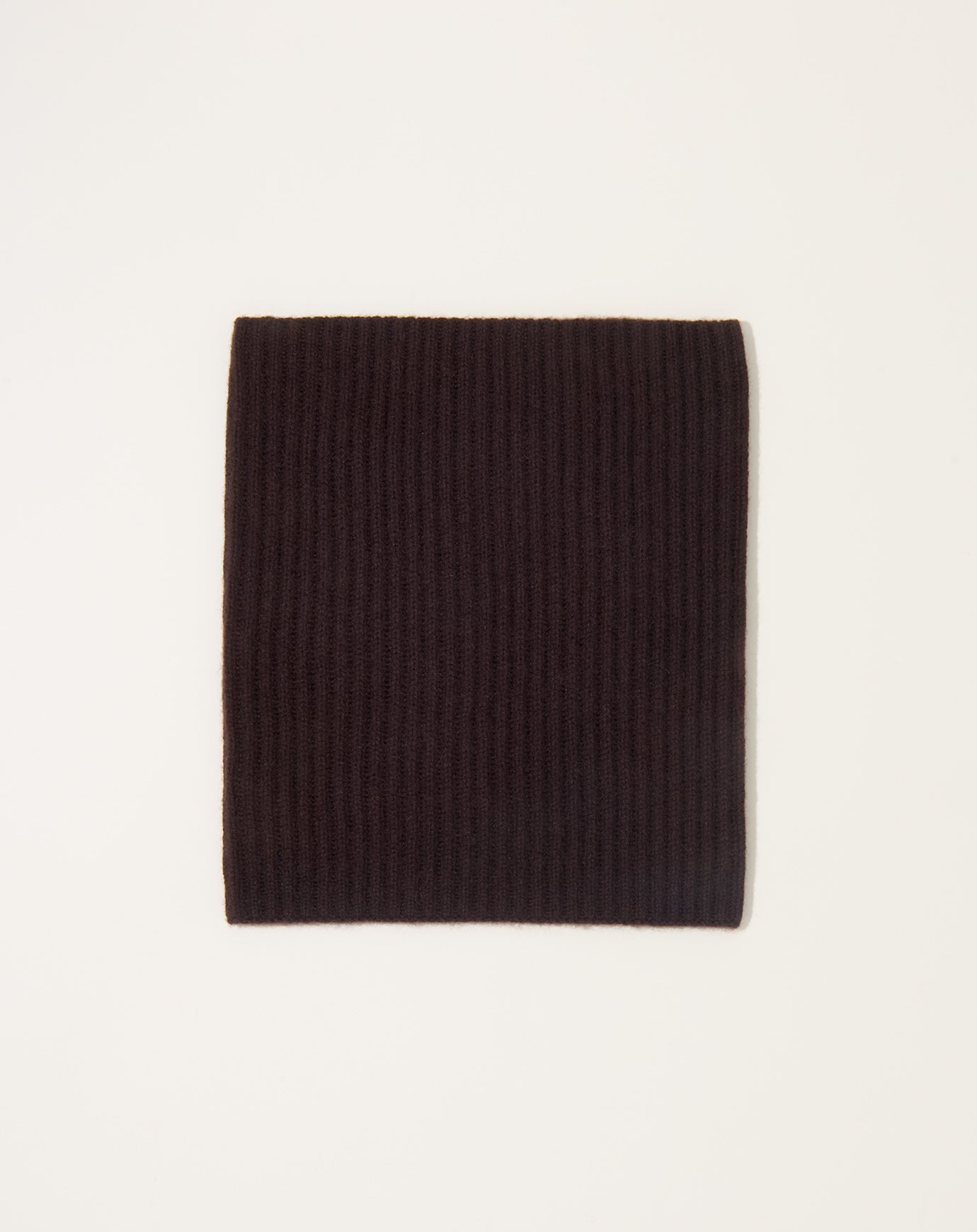 Demylee Aspen Cashmere Muffler in Espresso